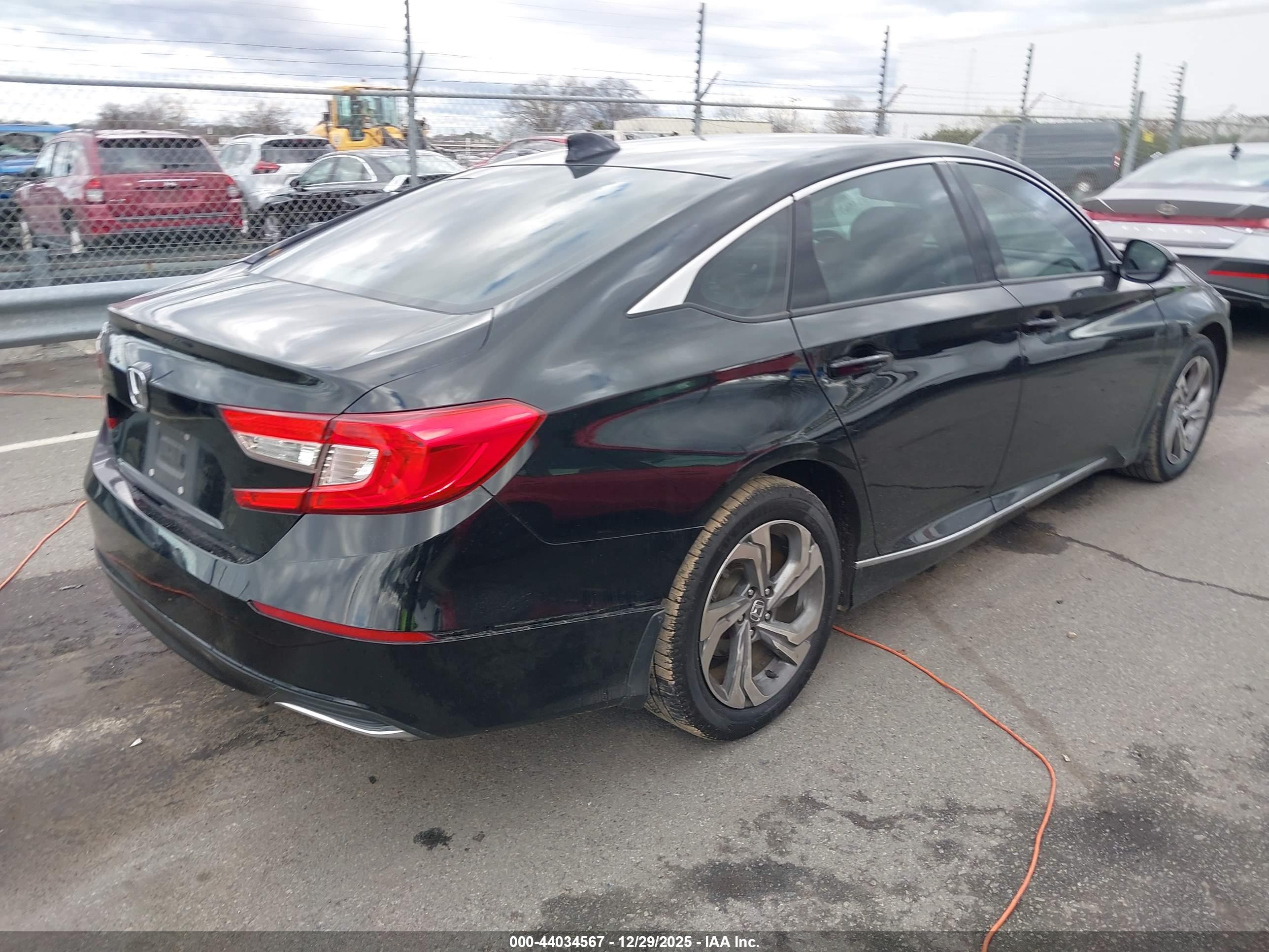 HONDA ACCORD image 4
