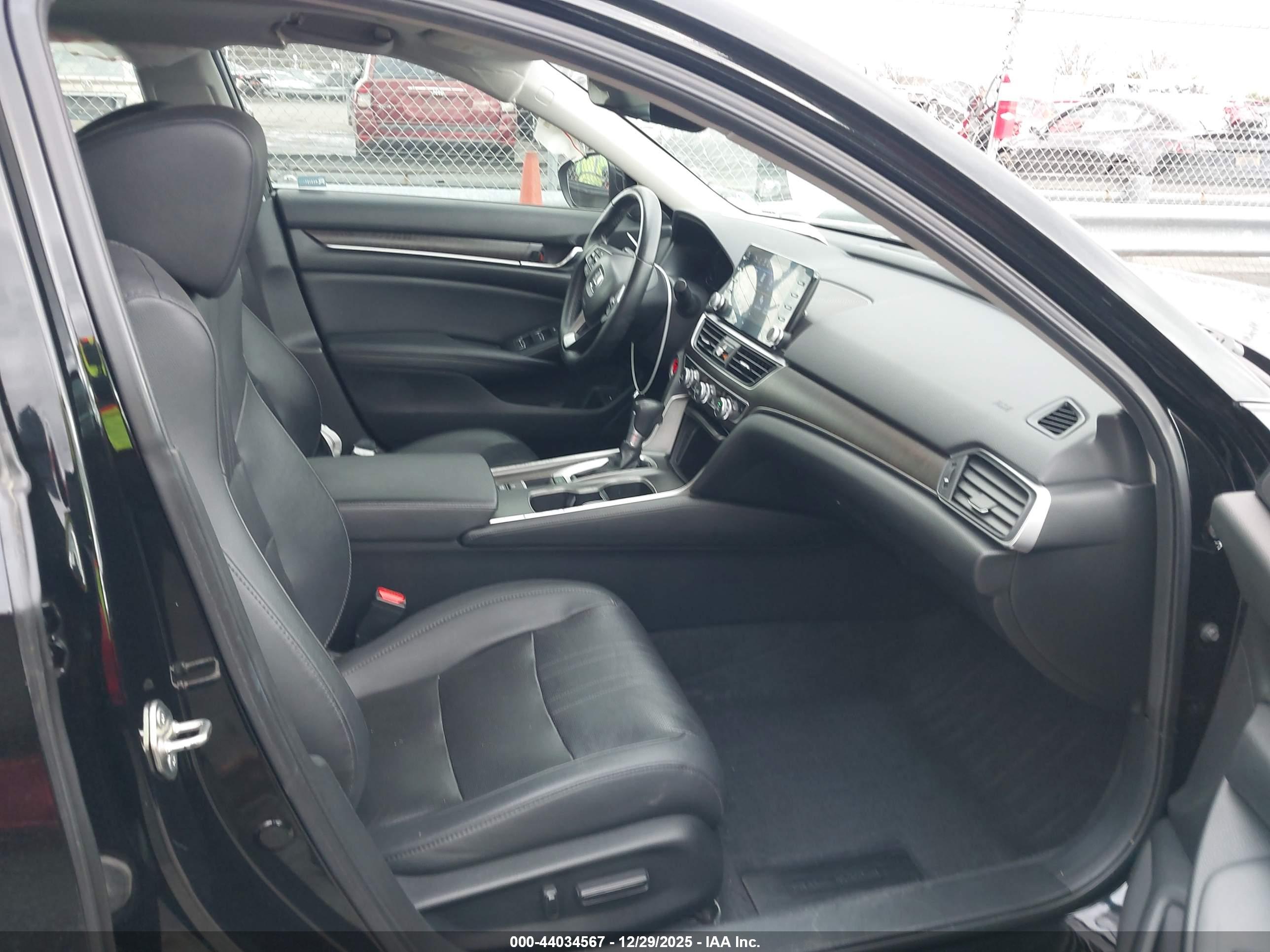 HONDA ACCORD image 5