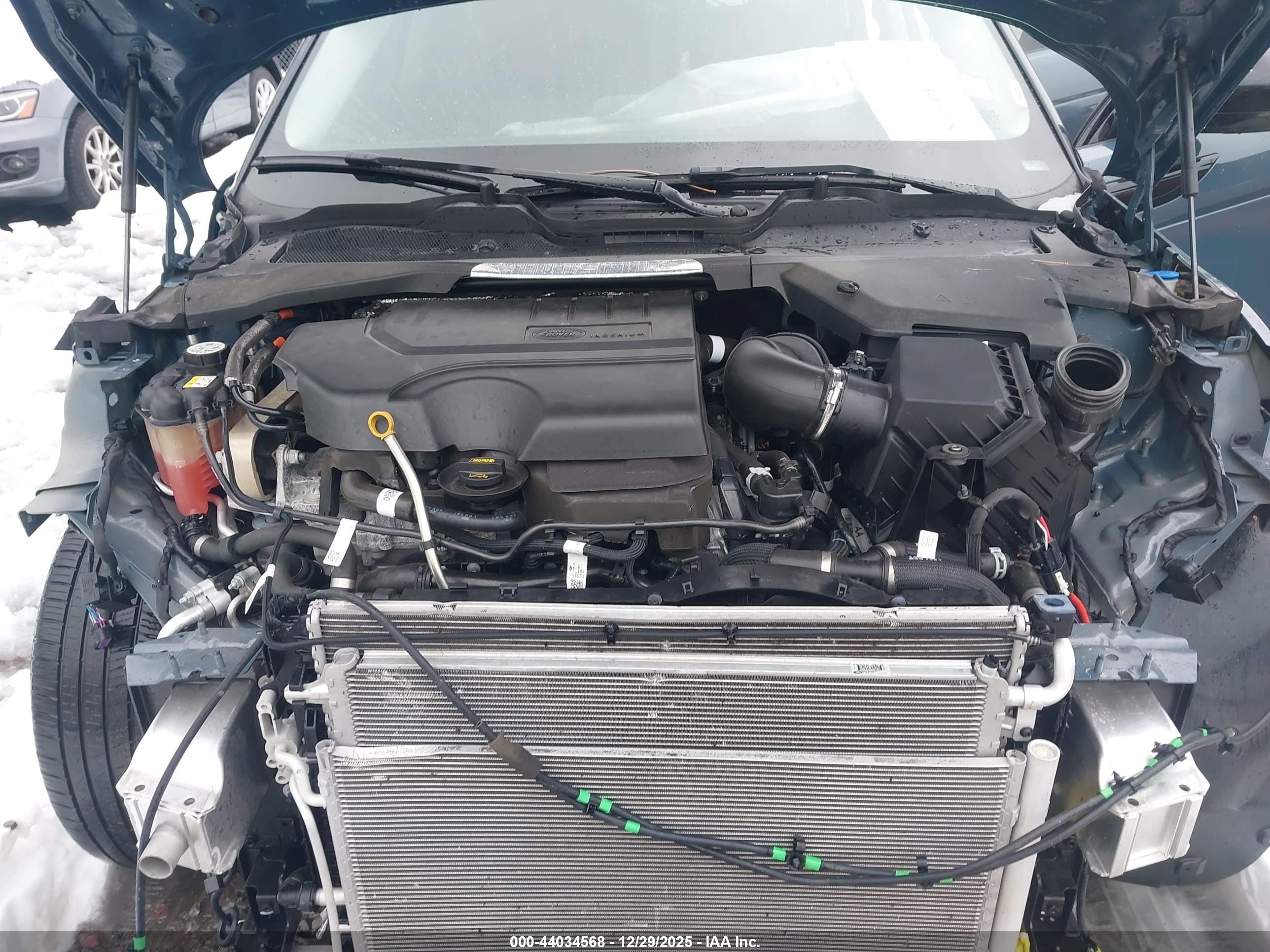 LAND ROVER image 10