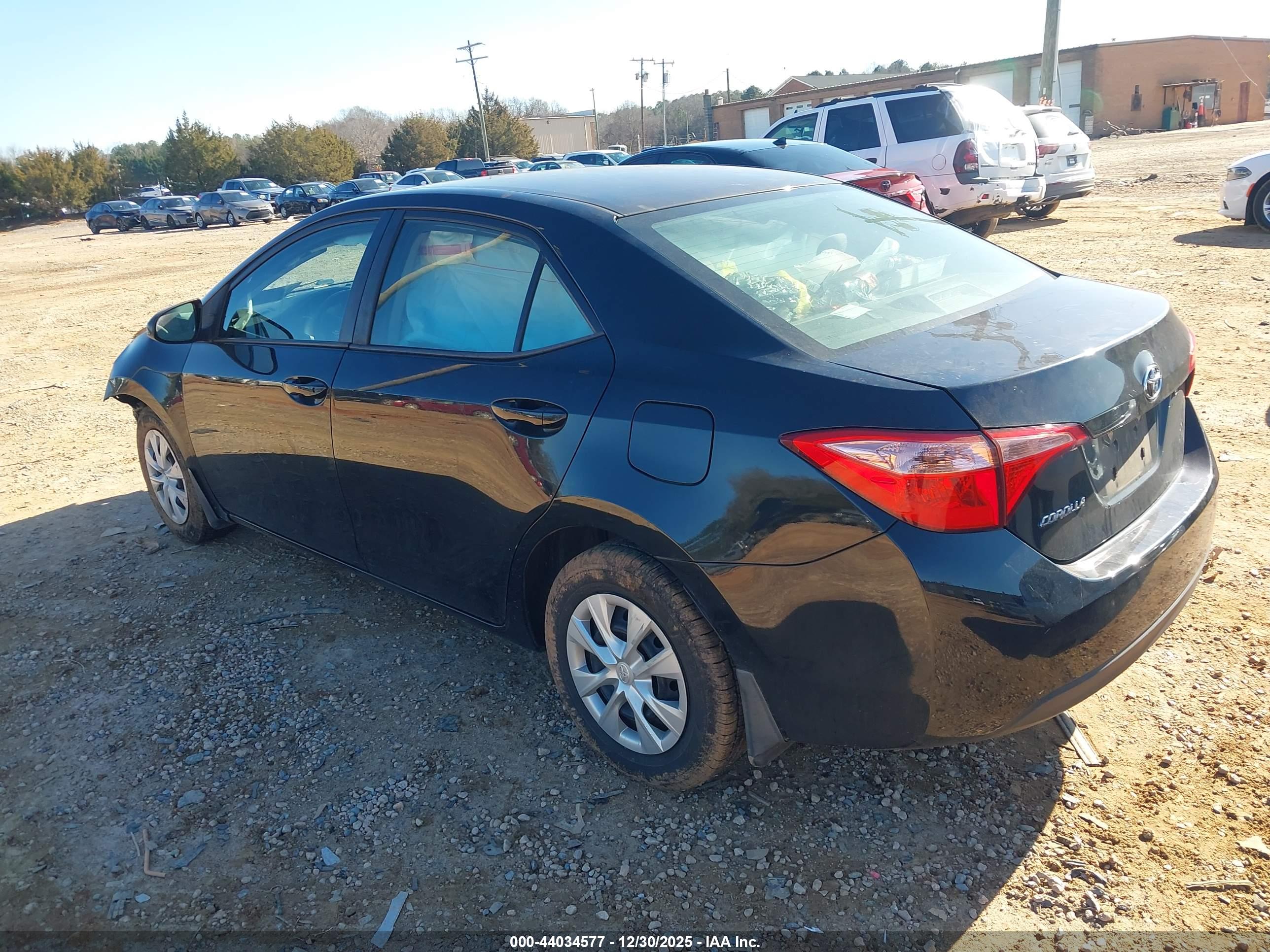 TOYOTA COROLLA image 3