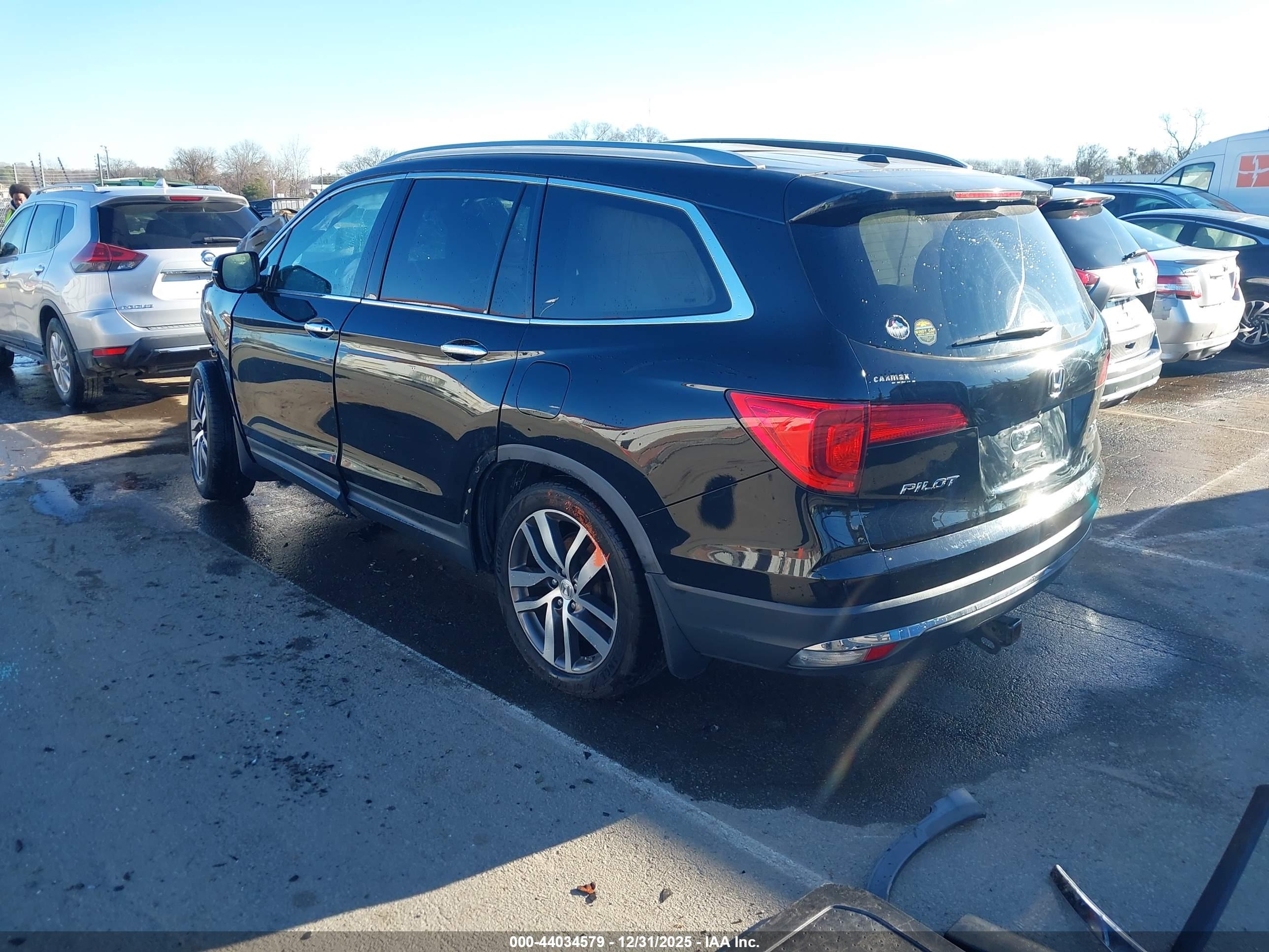 HONDA PILOT image 3