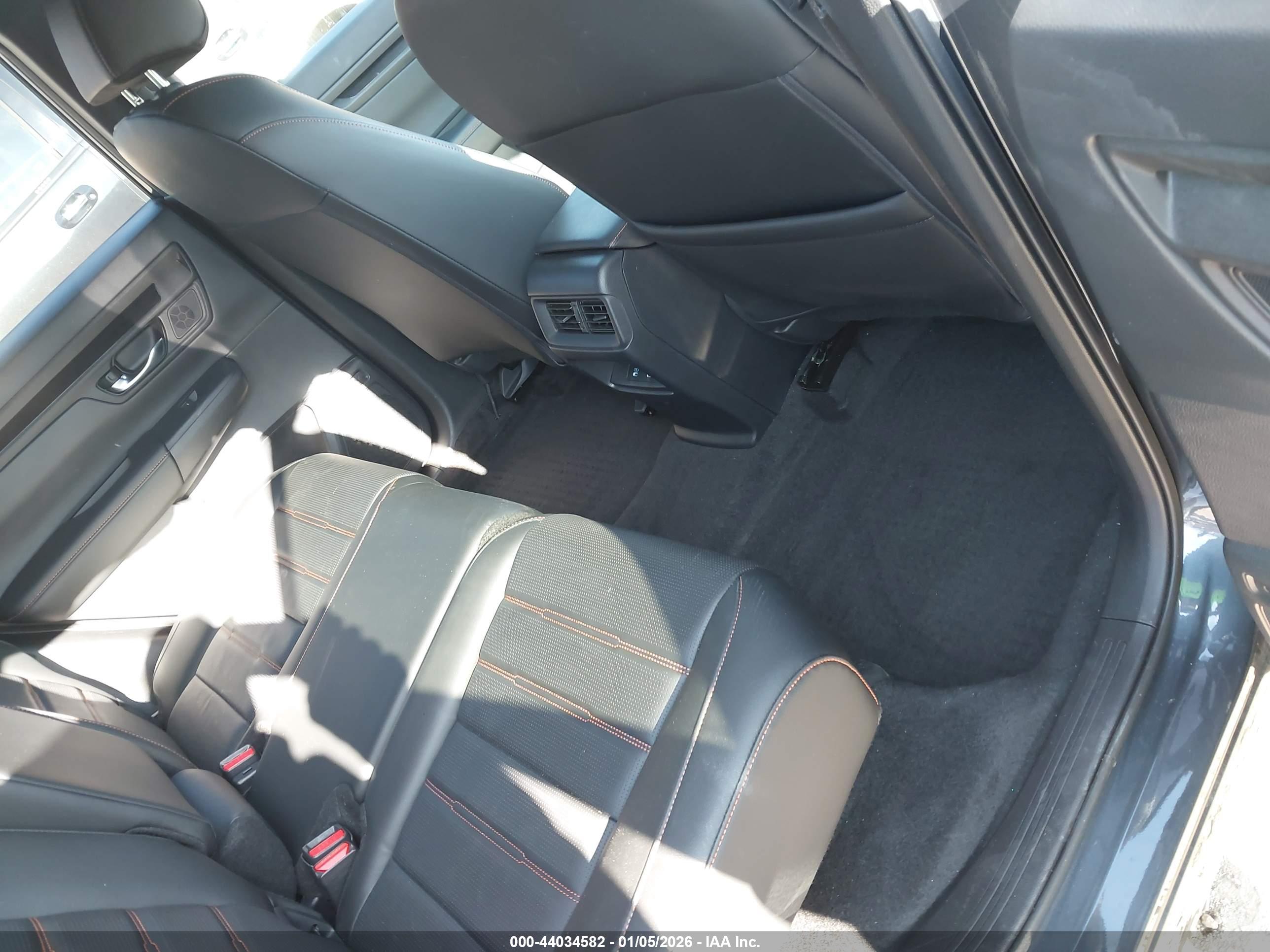 HONDA CR-V image 8