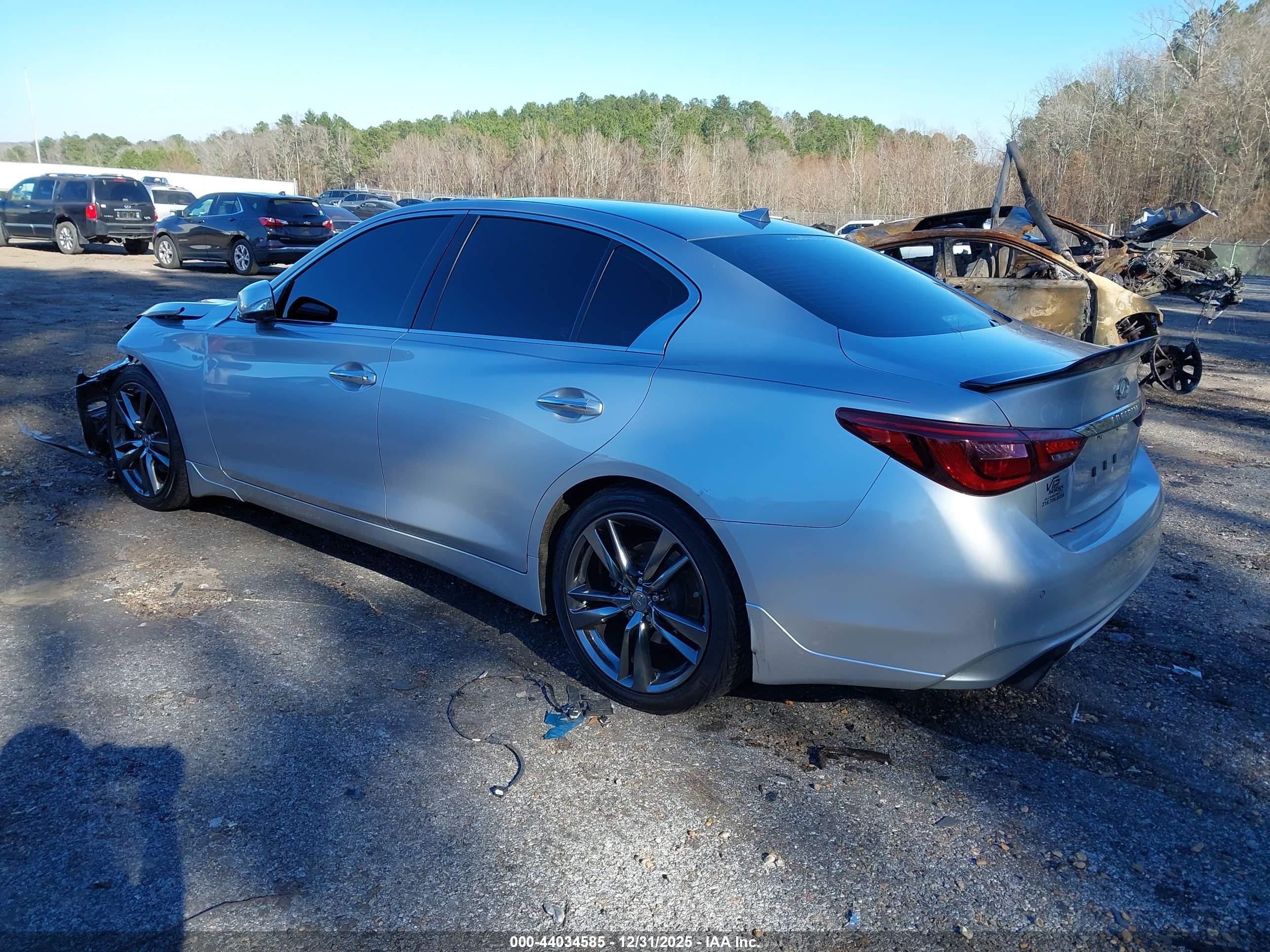 INFINITI Q50 image 3