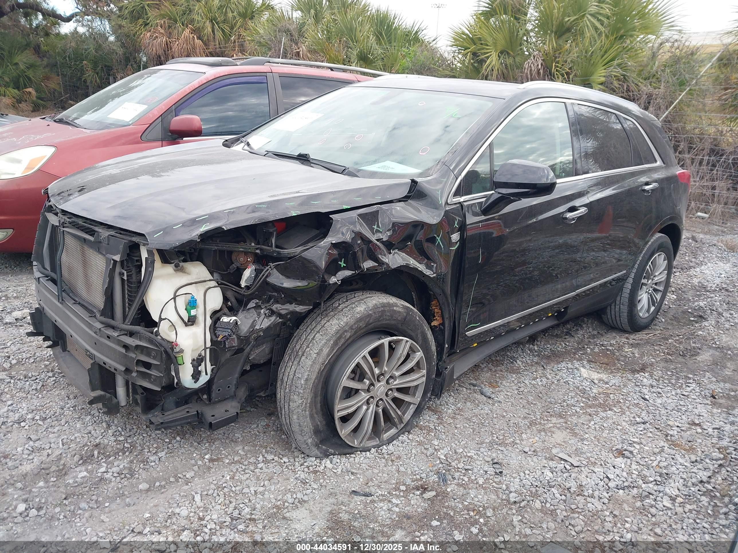 CADILLAC XT5 image 2