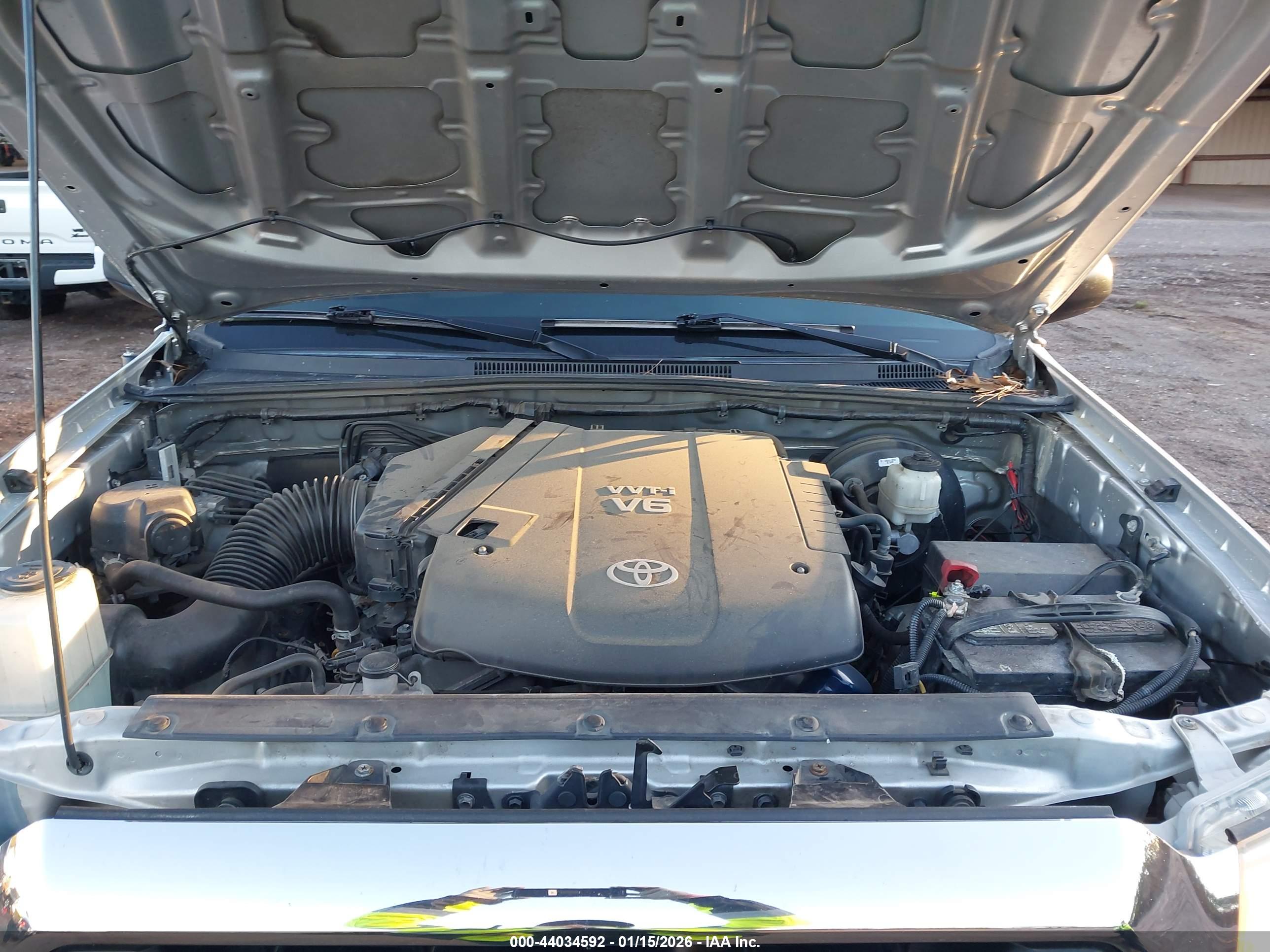 TOYOTA TACOMA image 10
