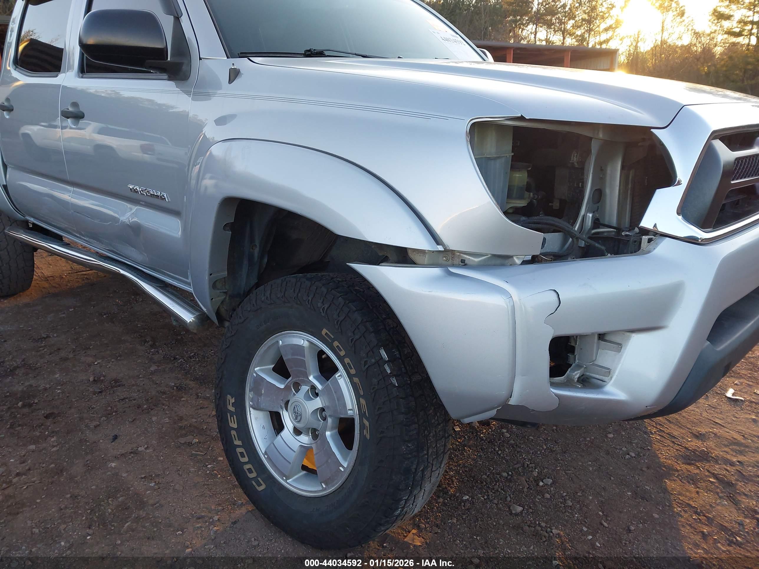 TOYOTA TACOMA image 6