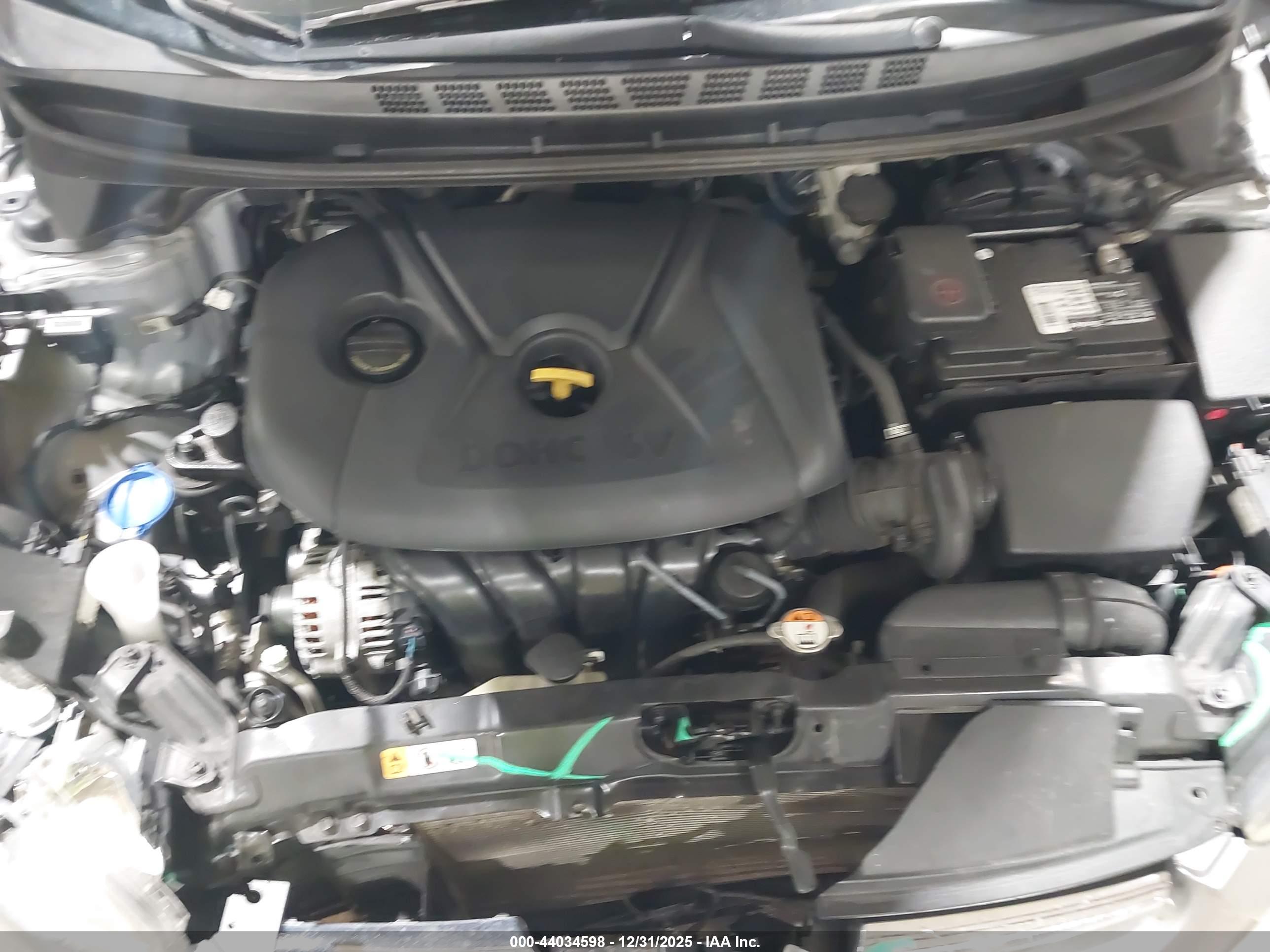 HYUNDAI ELANTRA image 10