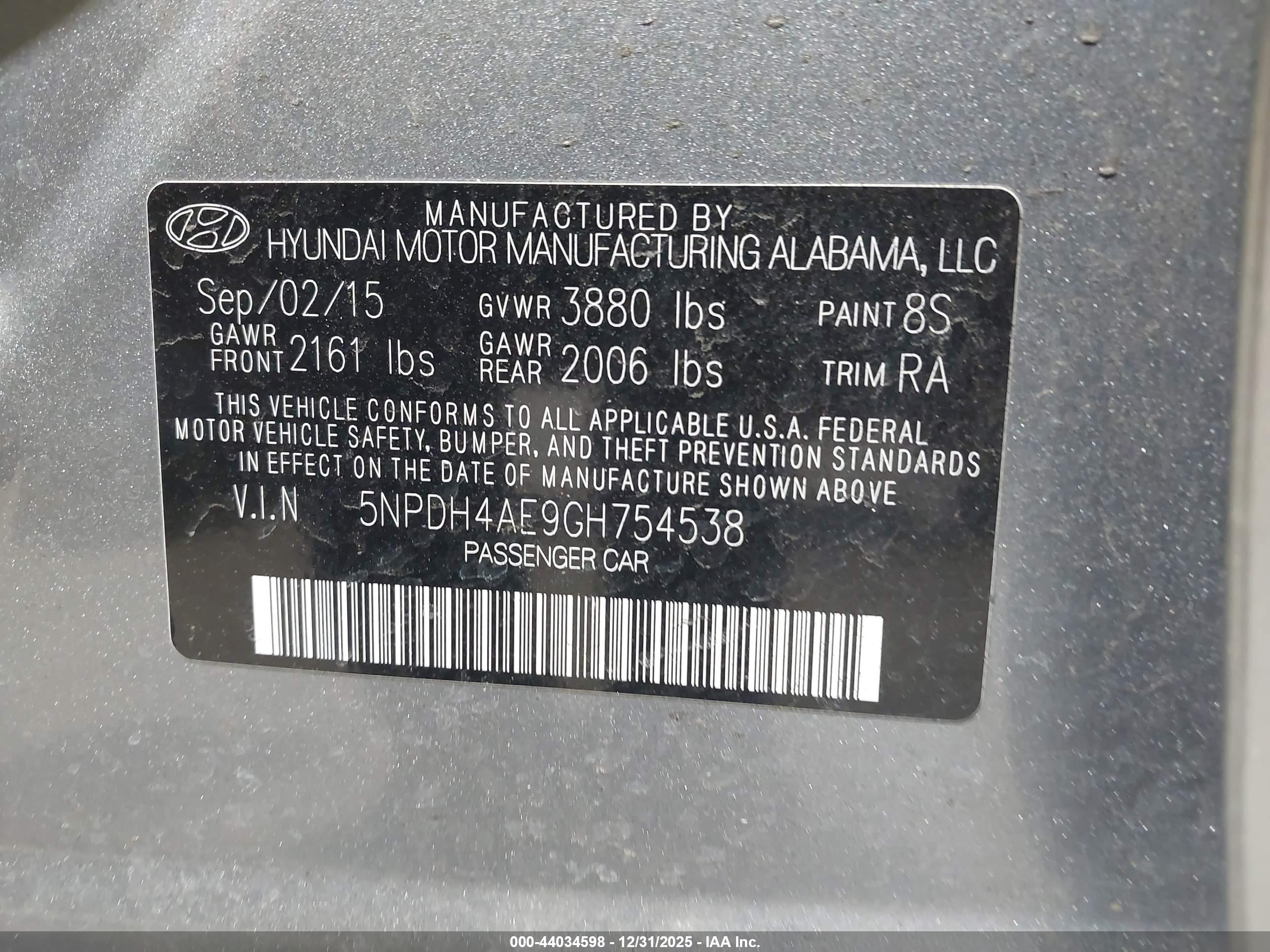 HYUNDAI ELANTRA image 9