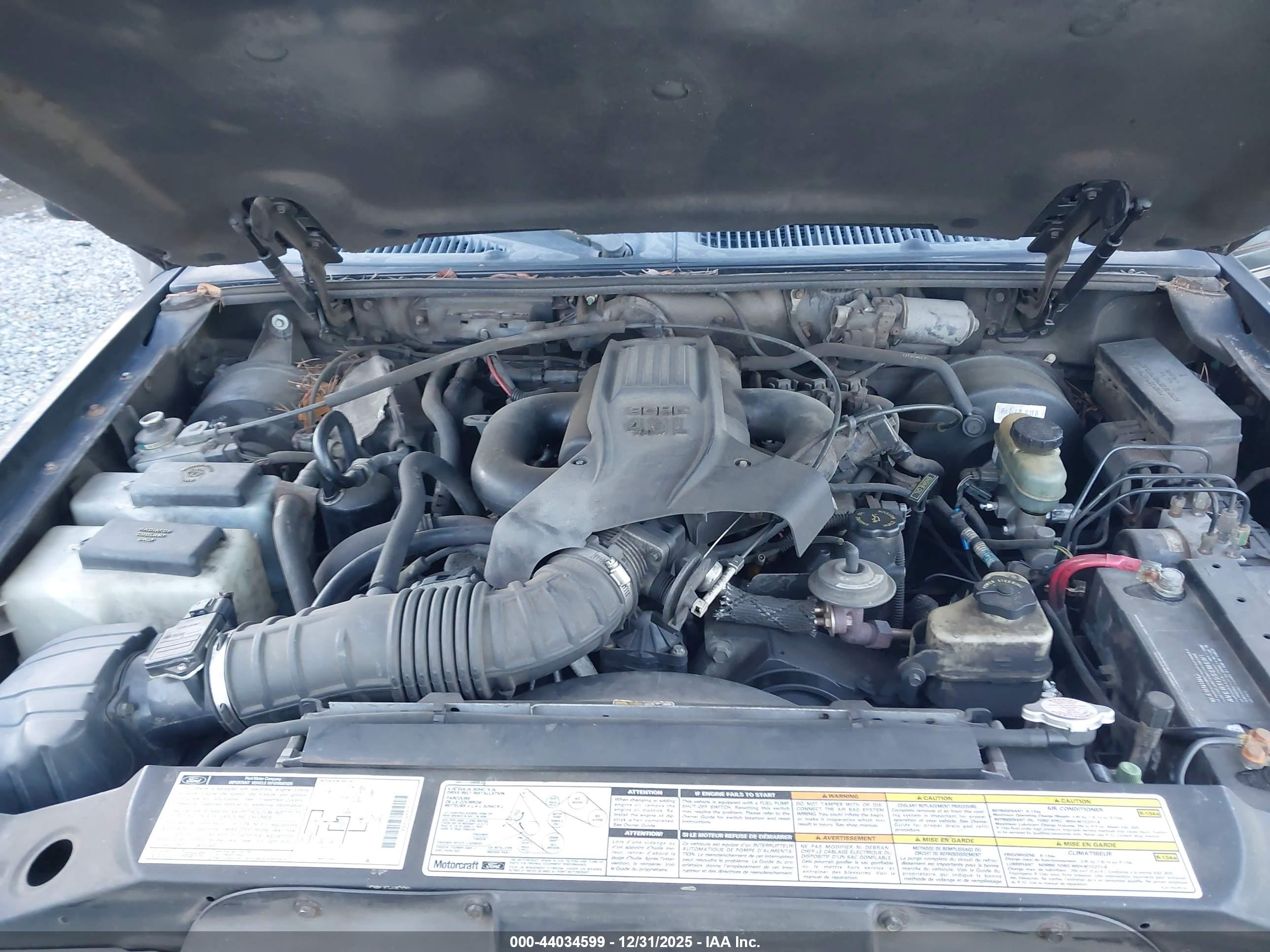 FORD EXPLORER image 10