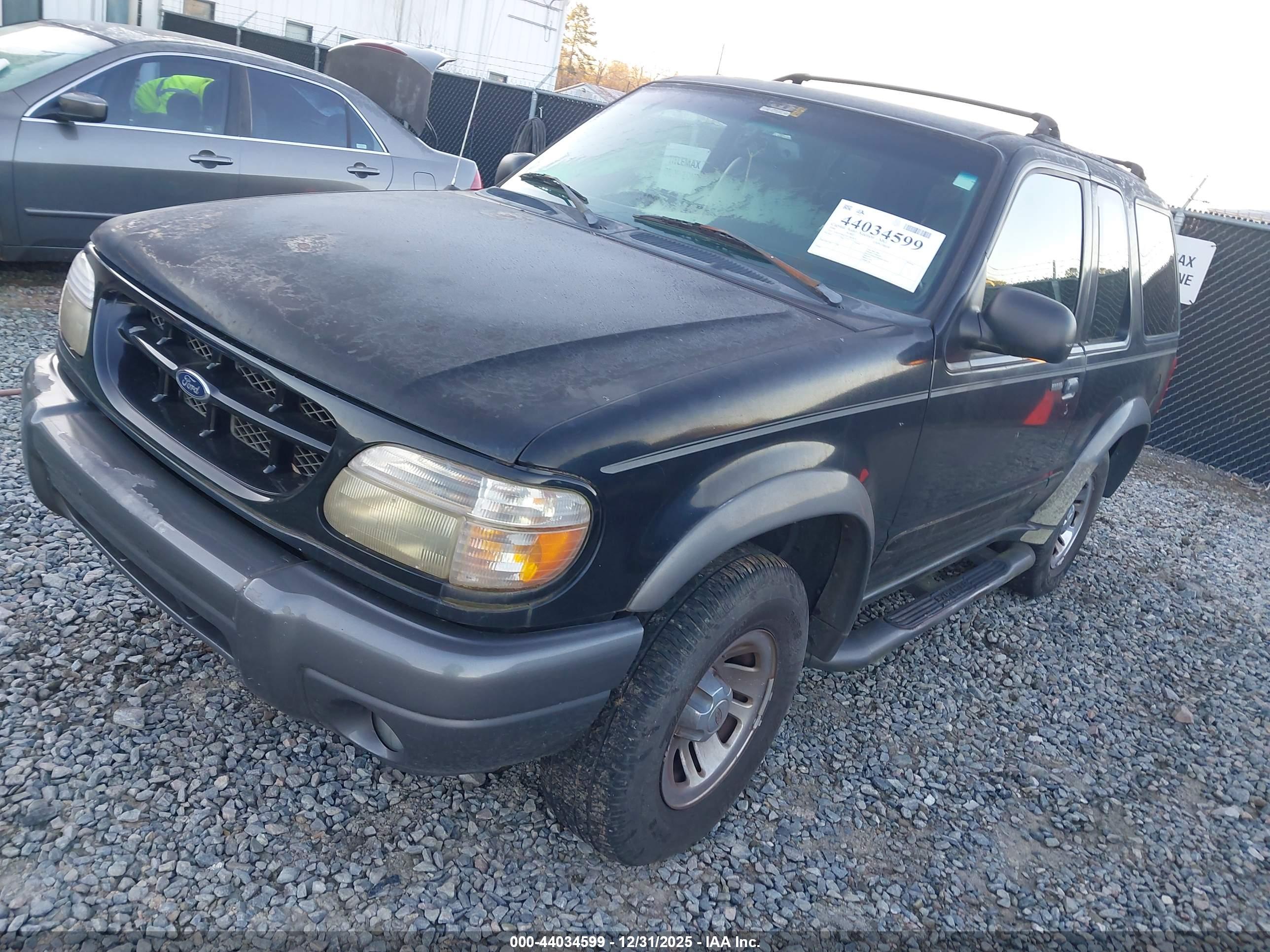 FORD EXPLORER image 2
