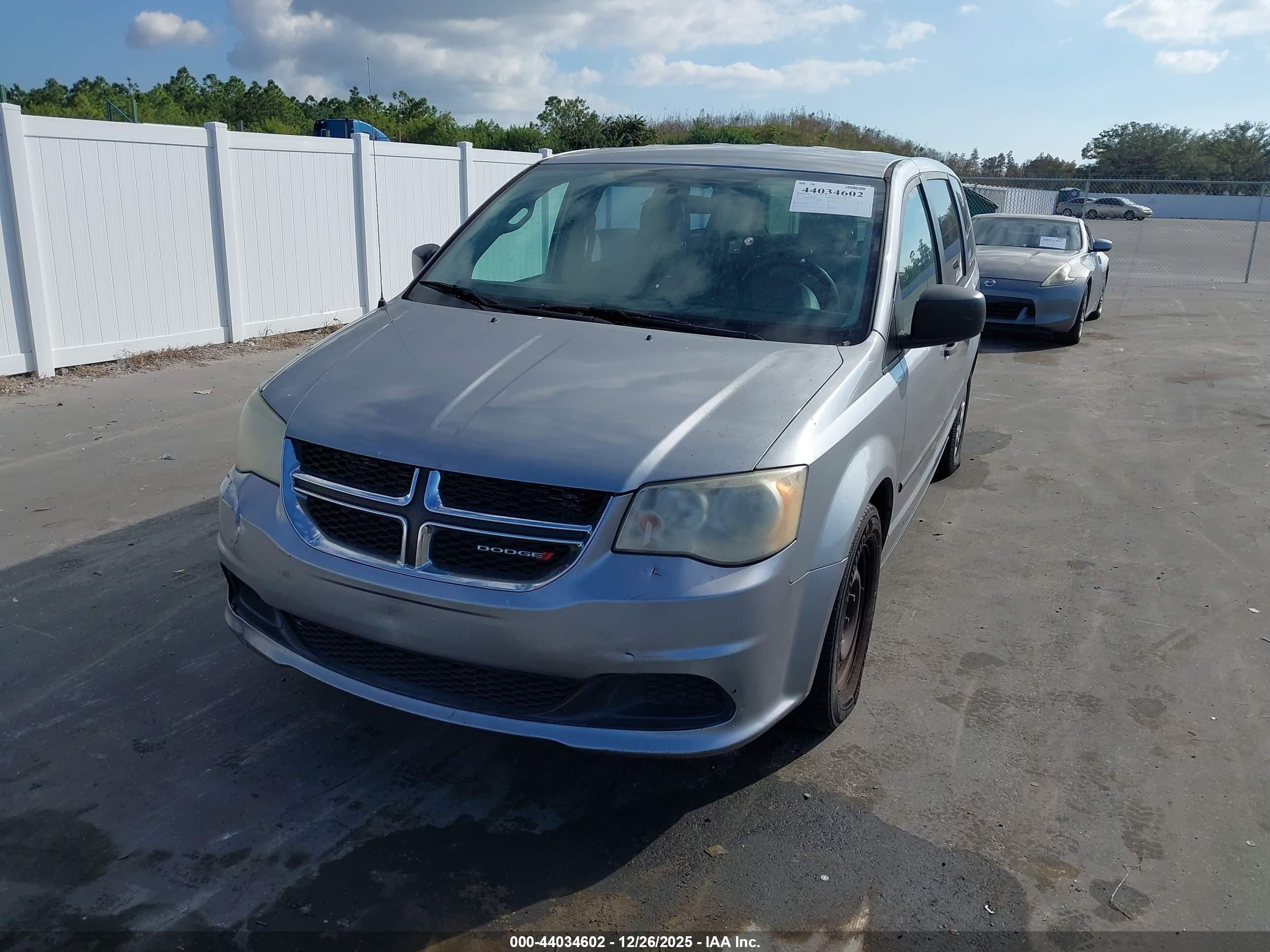 DODGE GRAND image 2
