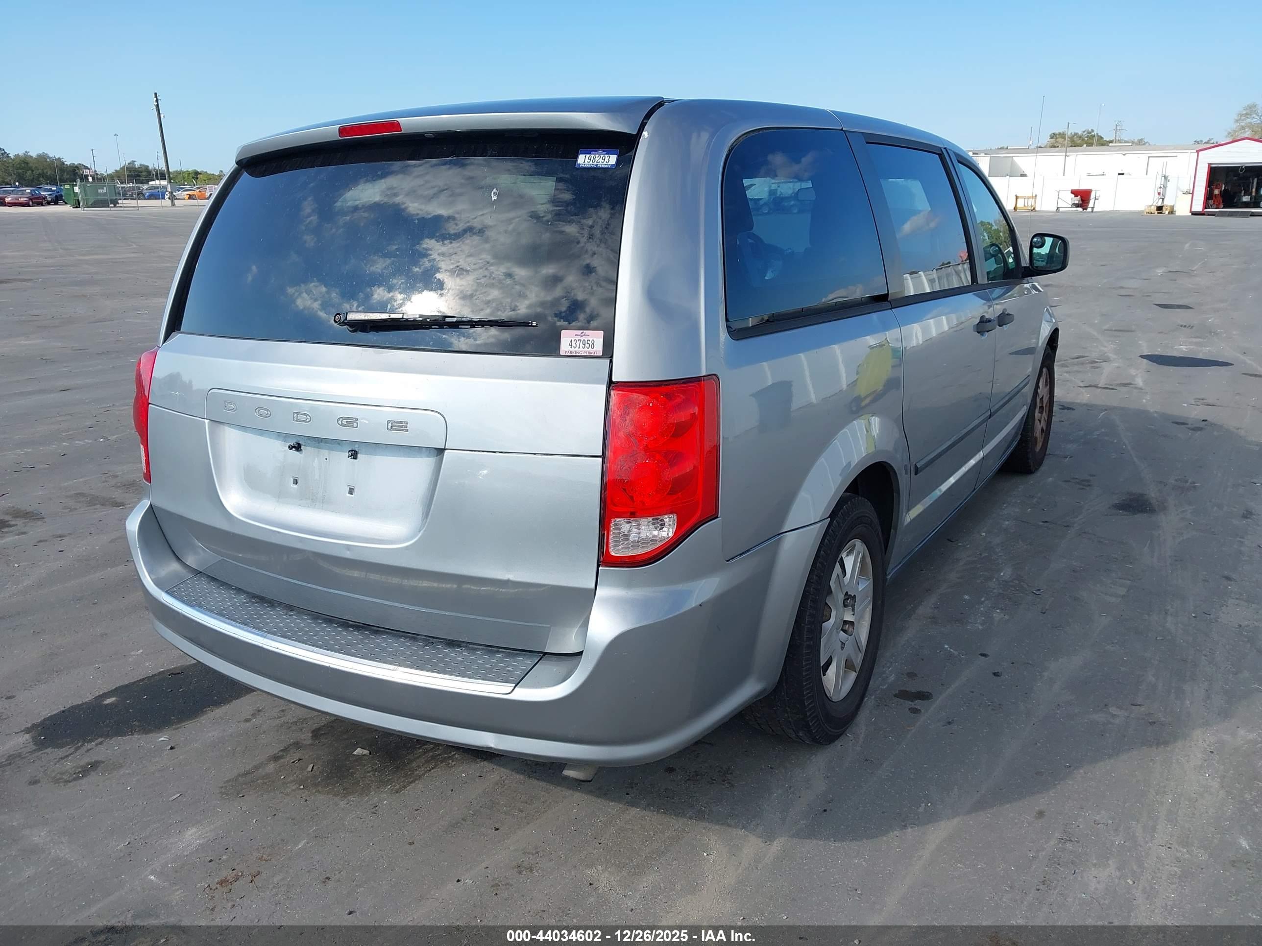 DODGE GRAND image 4