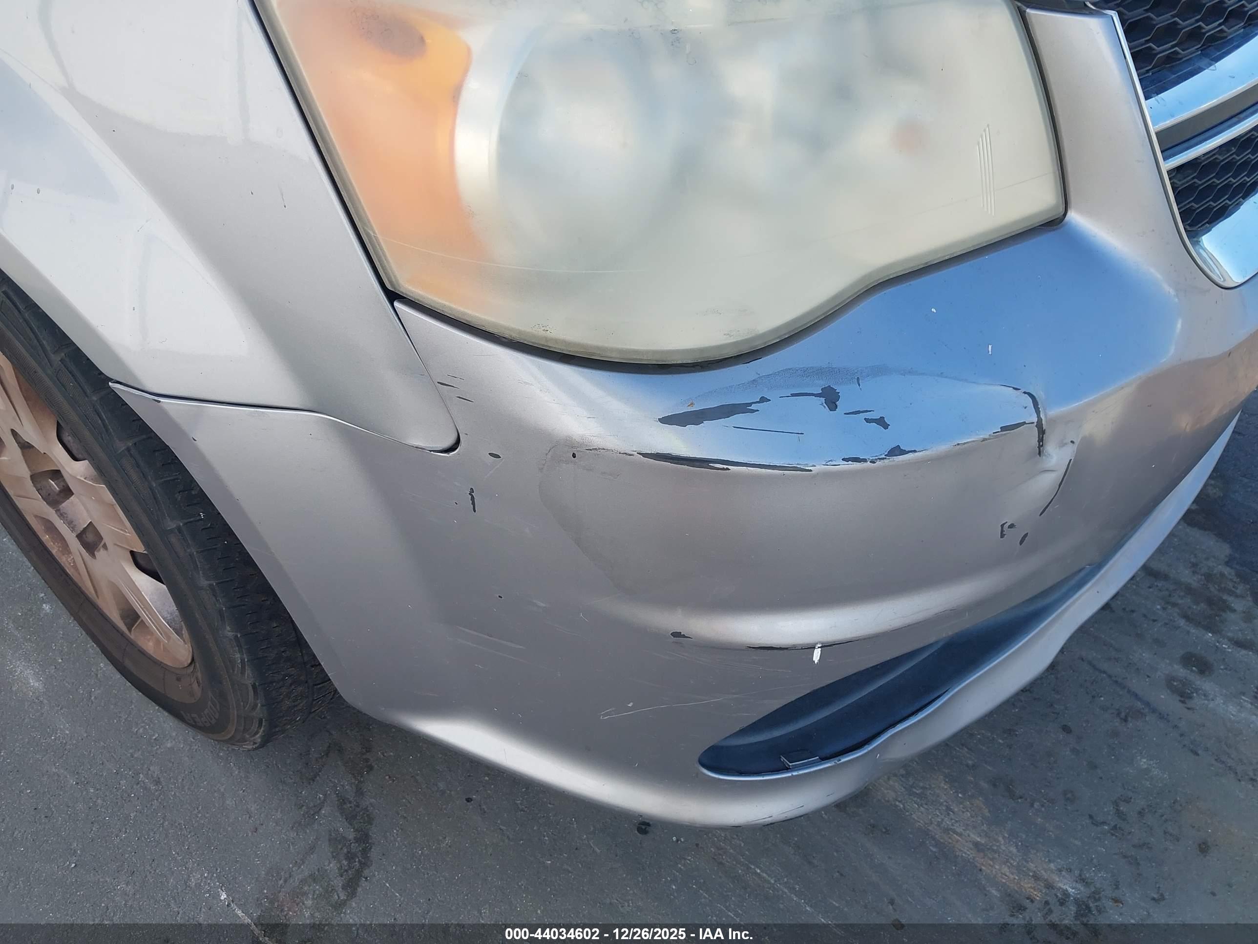 DODGE GRAND image 6