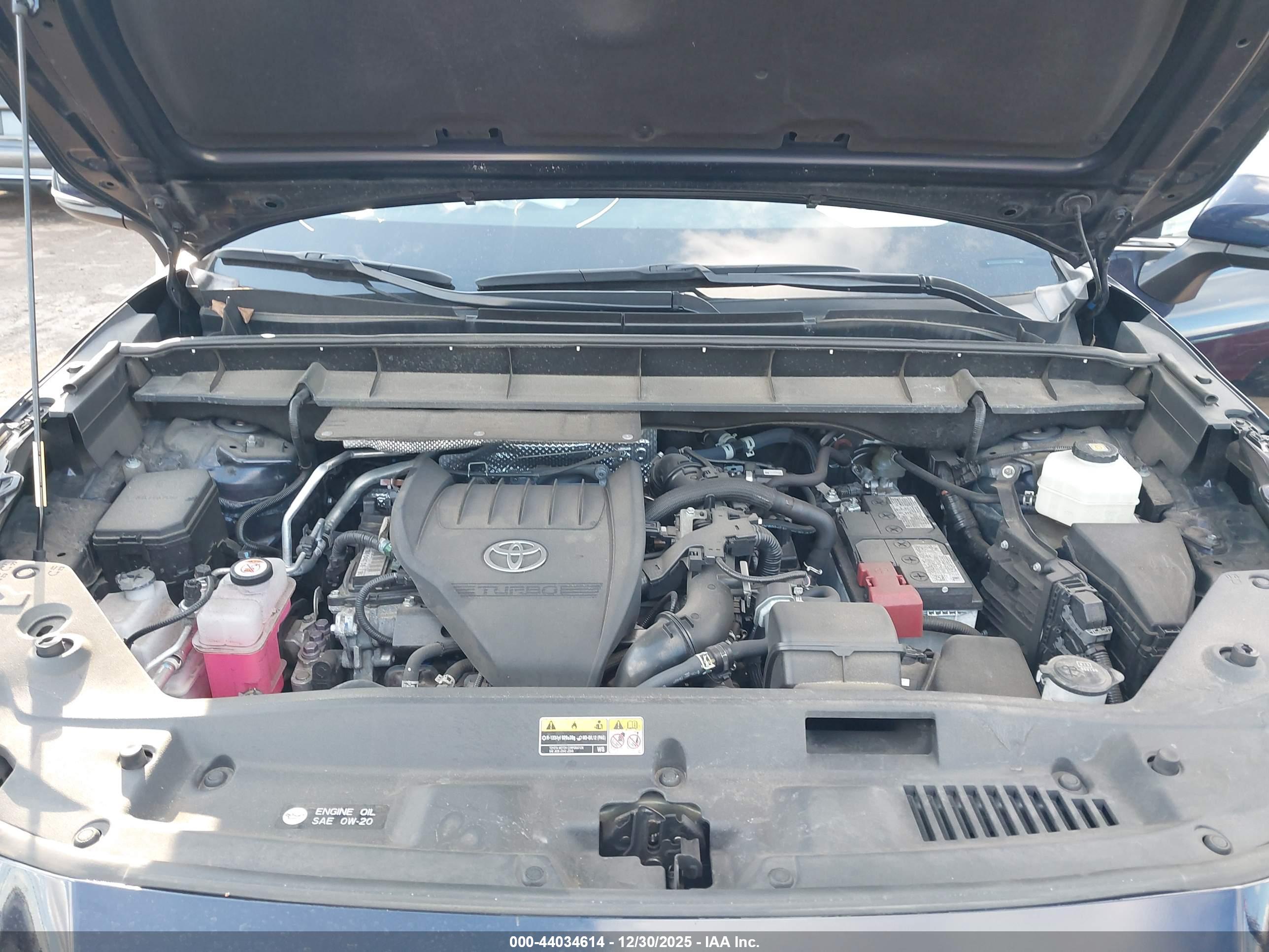 TOYOTA HIGHLANDER image 10