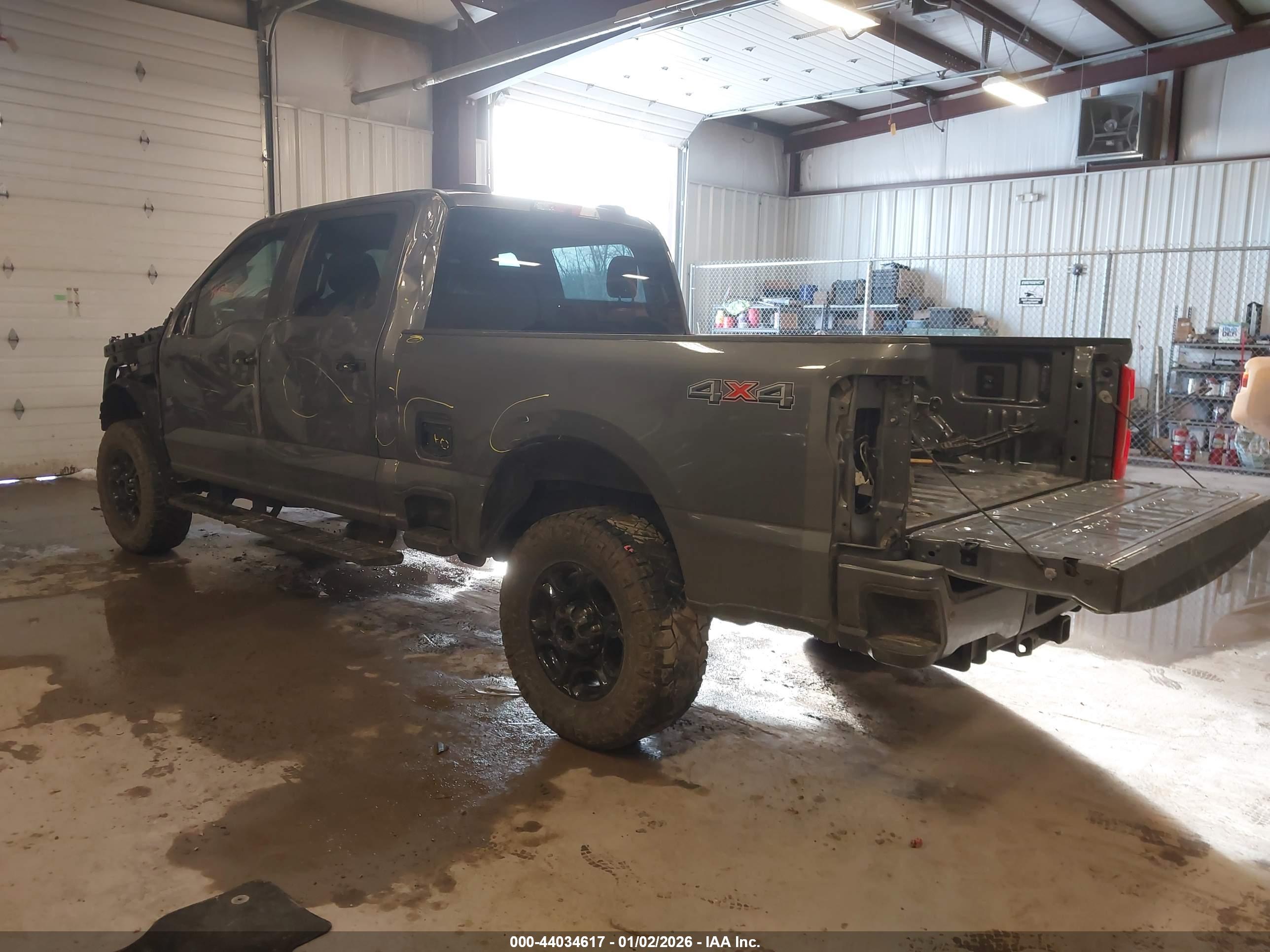 FORD F-250 image 3