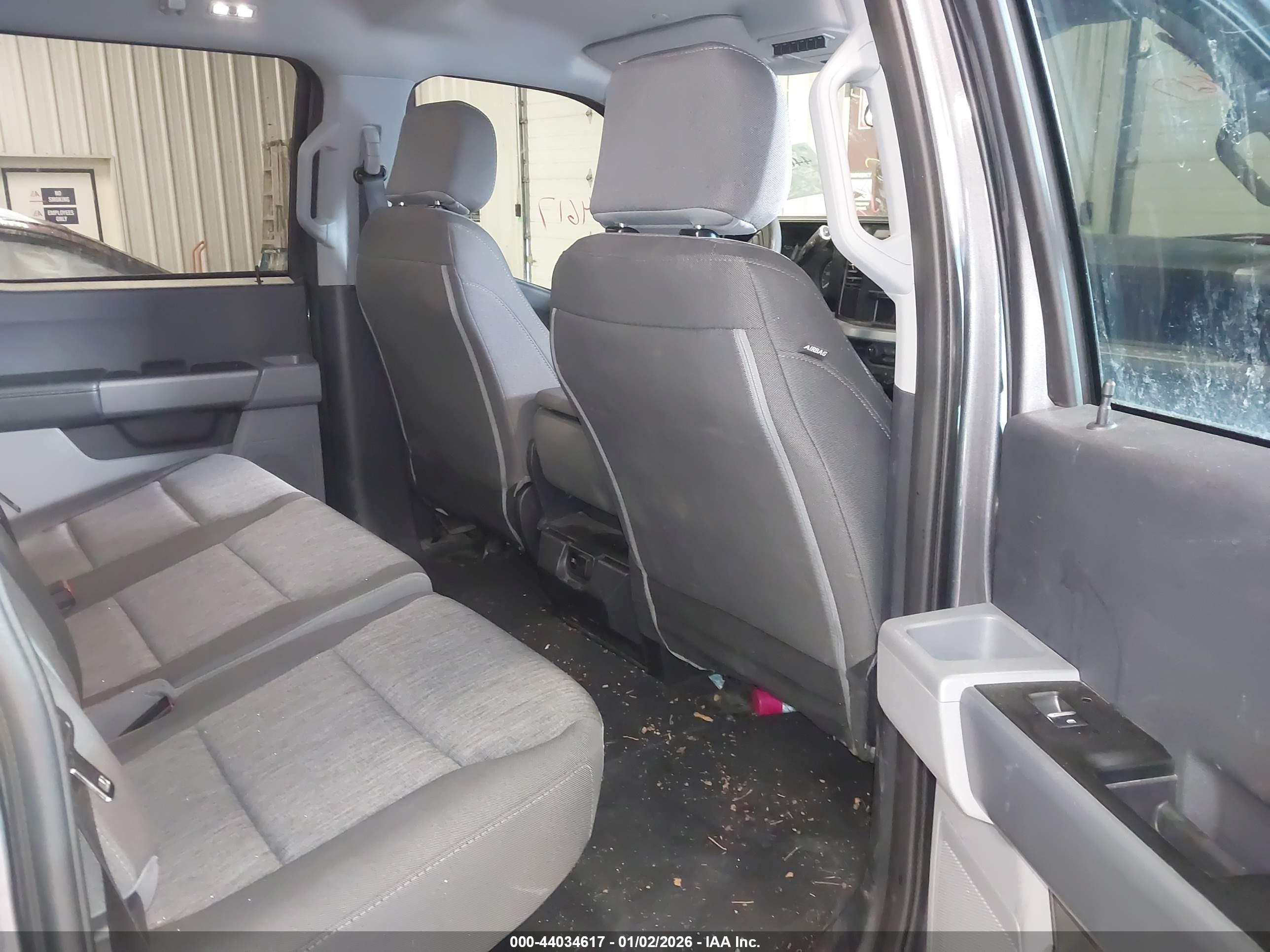 FORD F-250 image 8