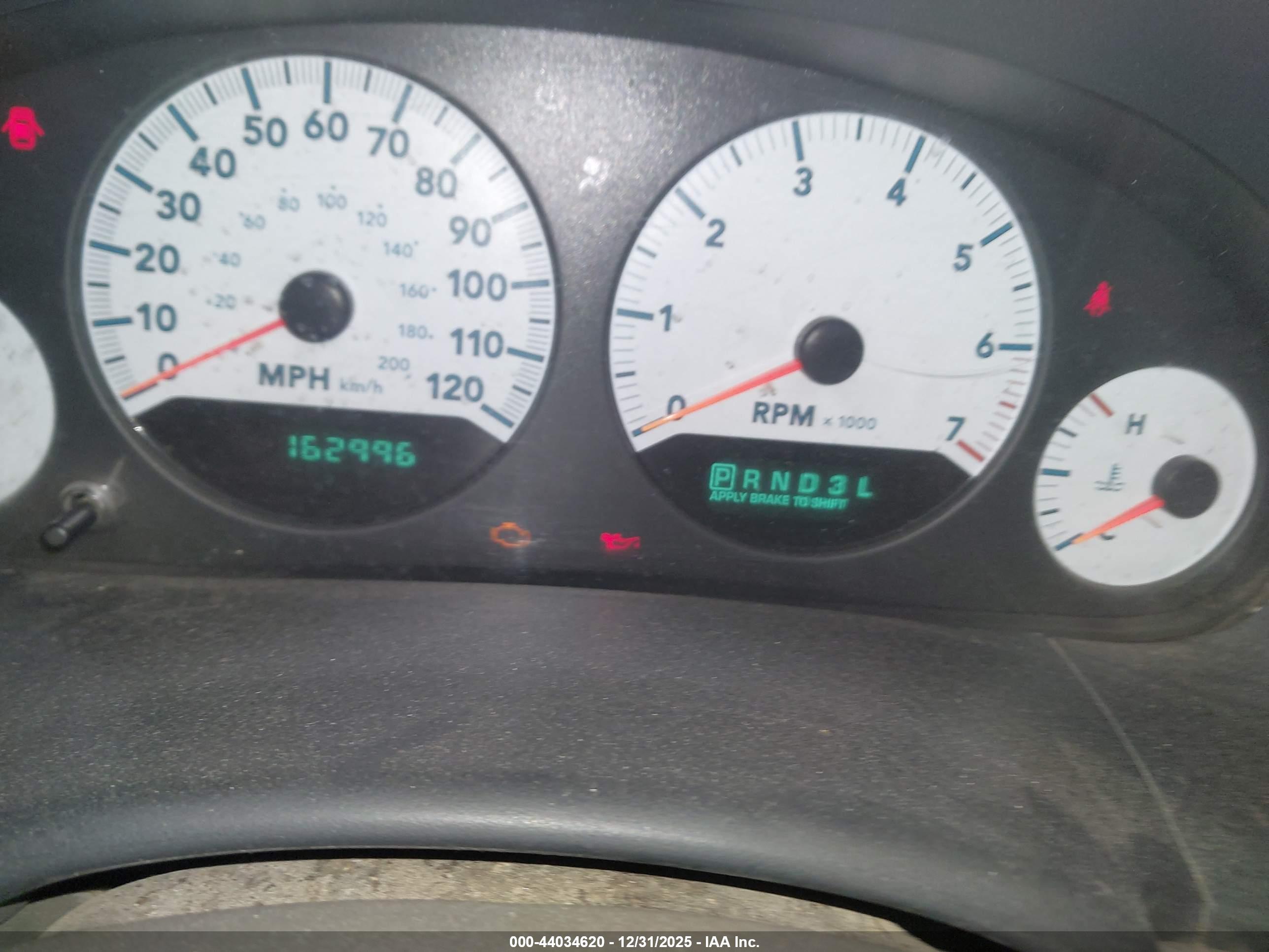 DODGE GRAND image 7