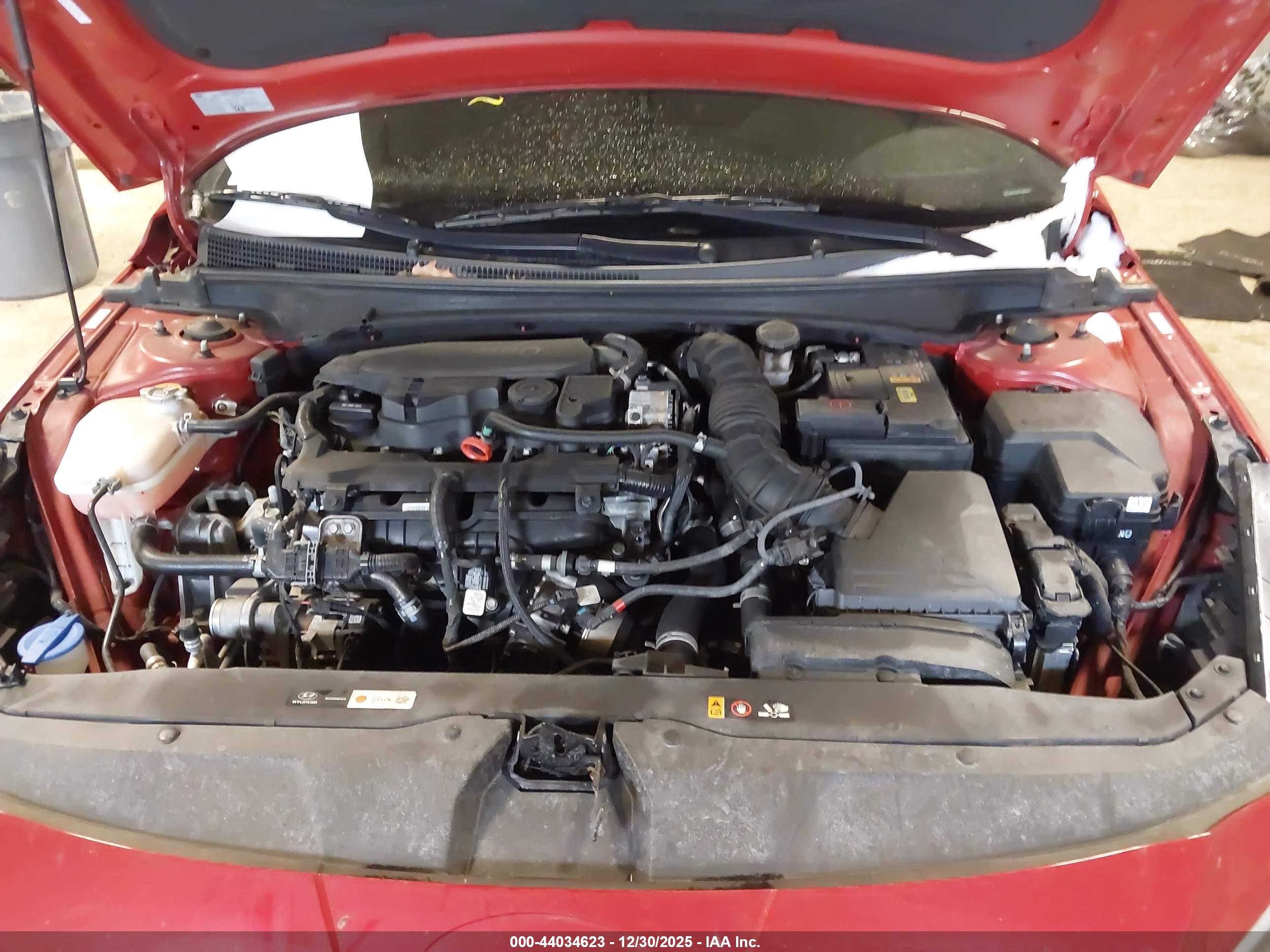 HYUNDAI ELANTRA image 10