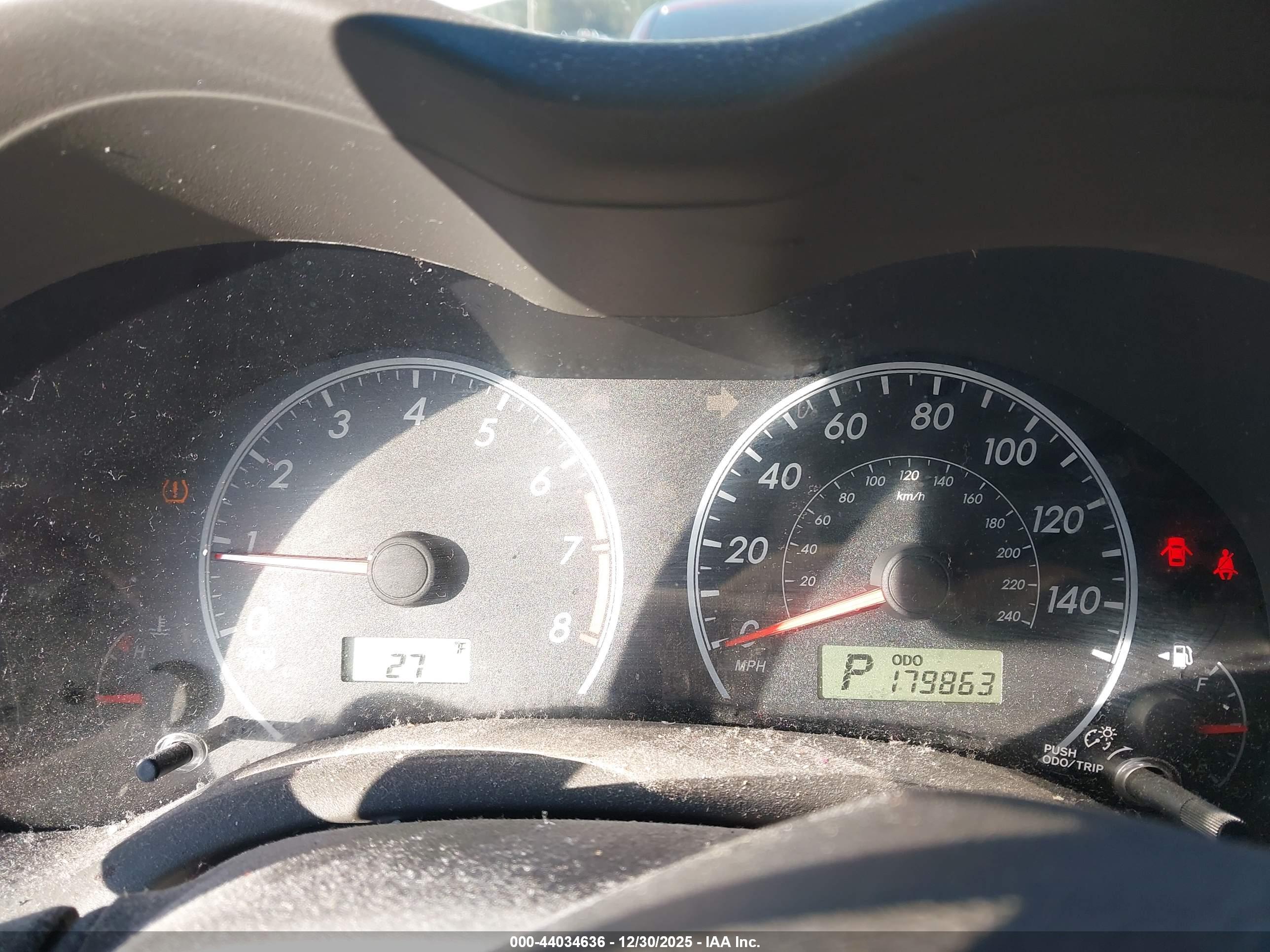 TOYOTA COROLLA image 7