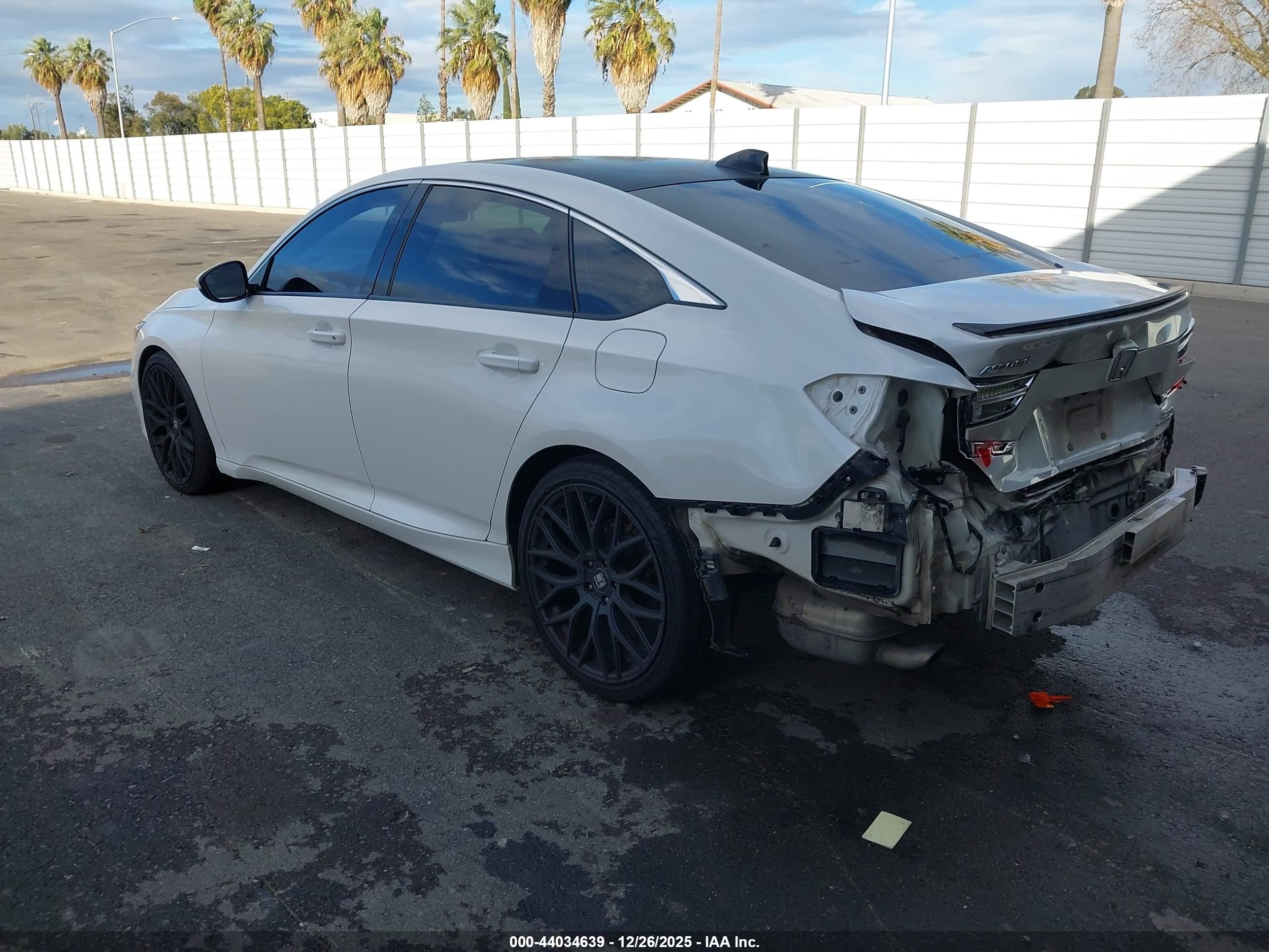 HONDA ACCORD image 3