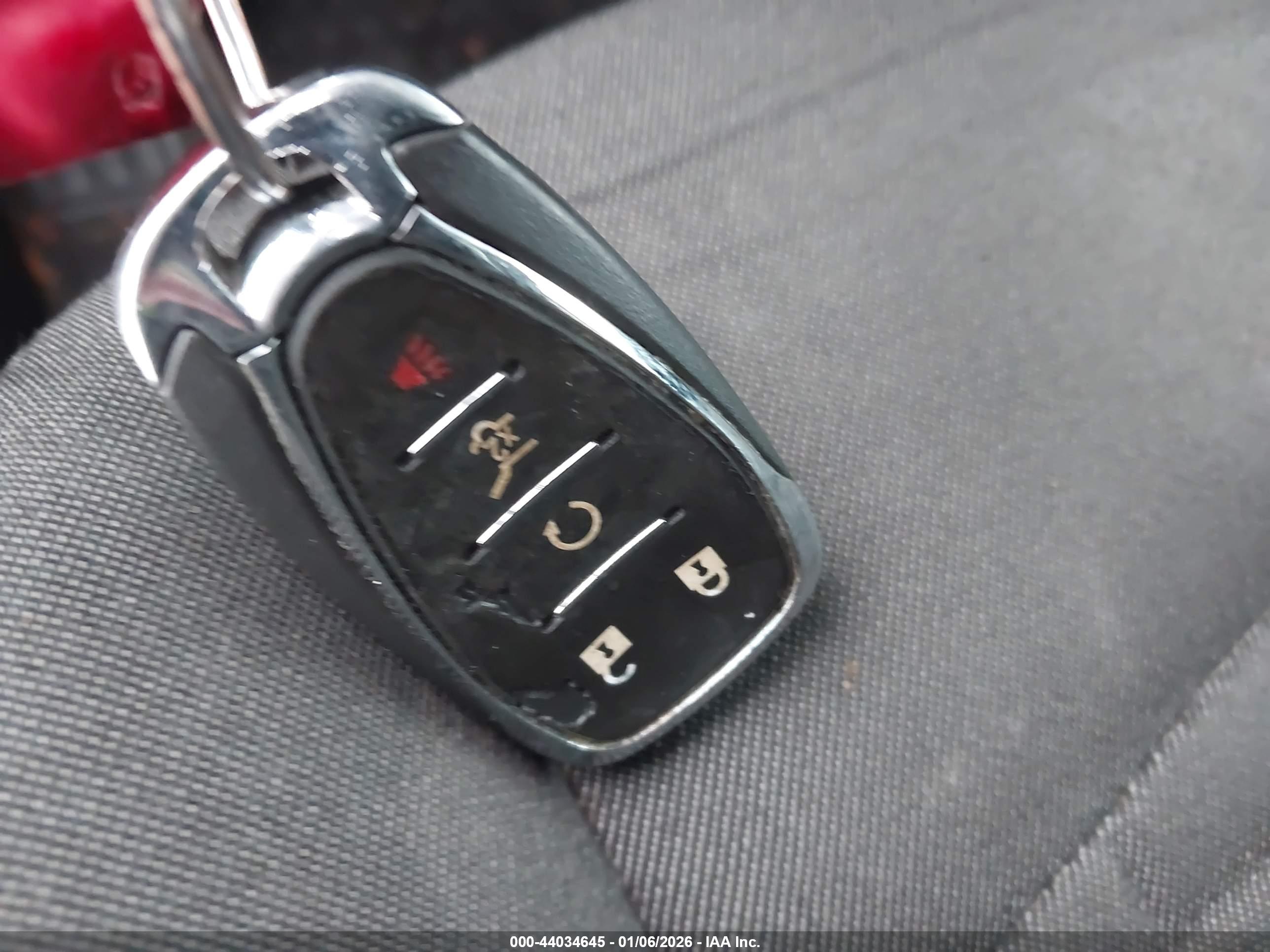 CHEVROLET EQUINOX image 11