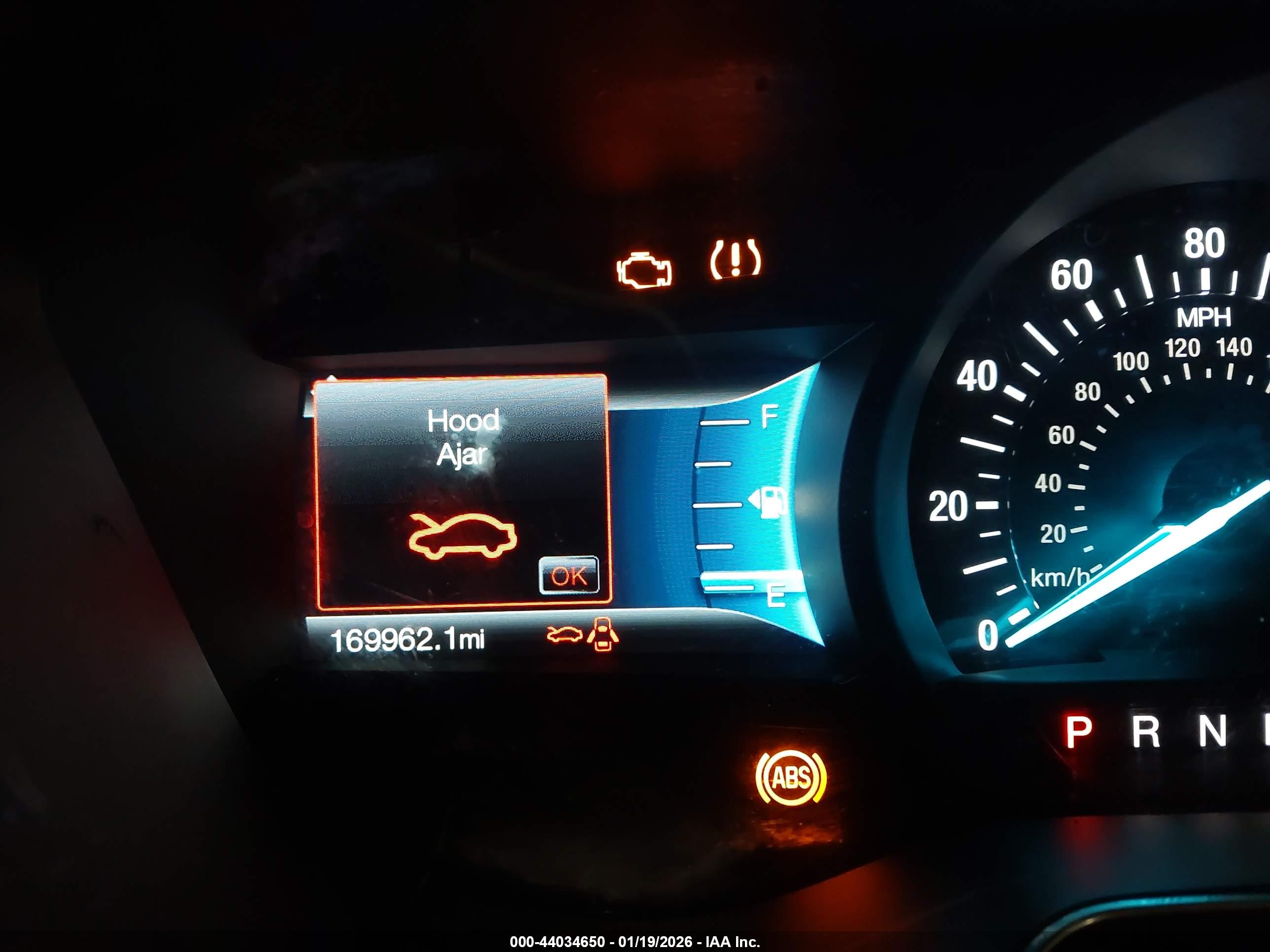FORD FUSION image 7
