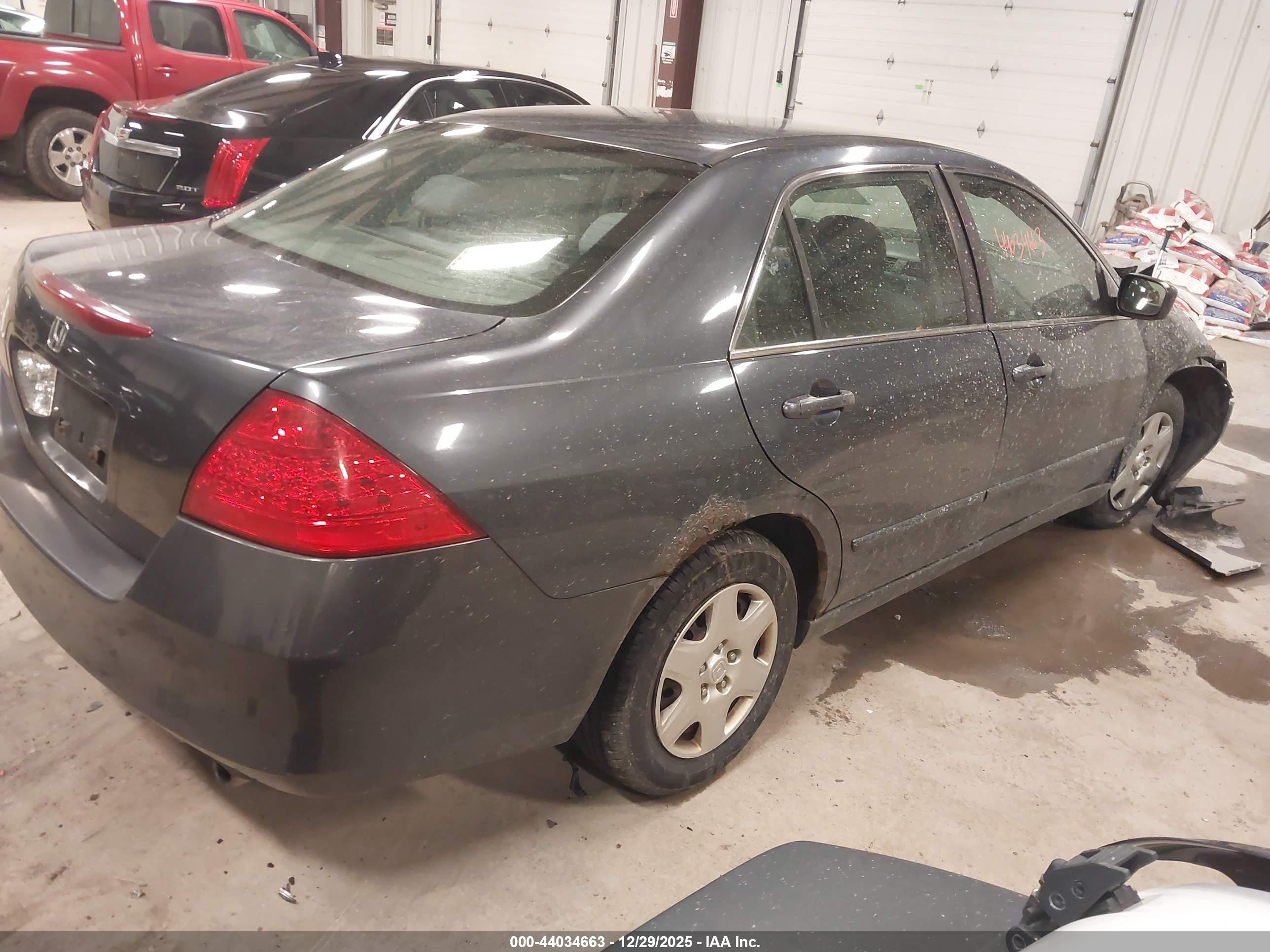 HONDA ACCORD image 4