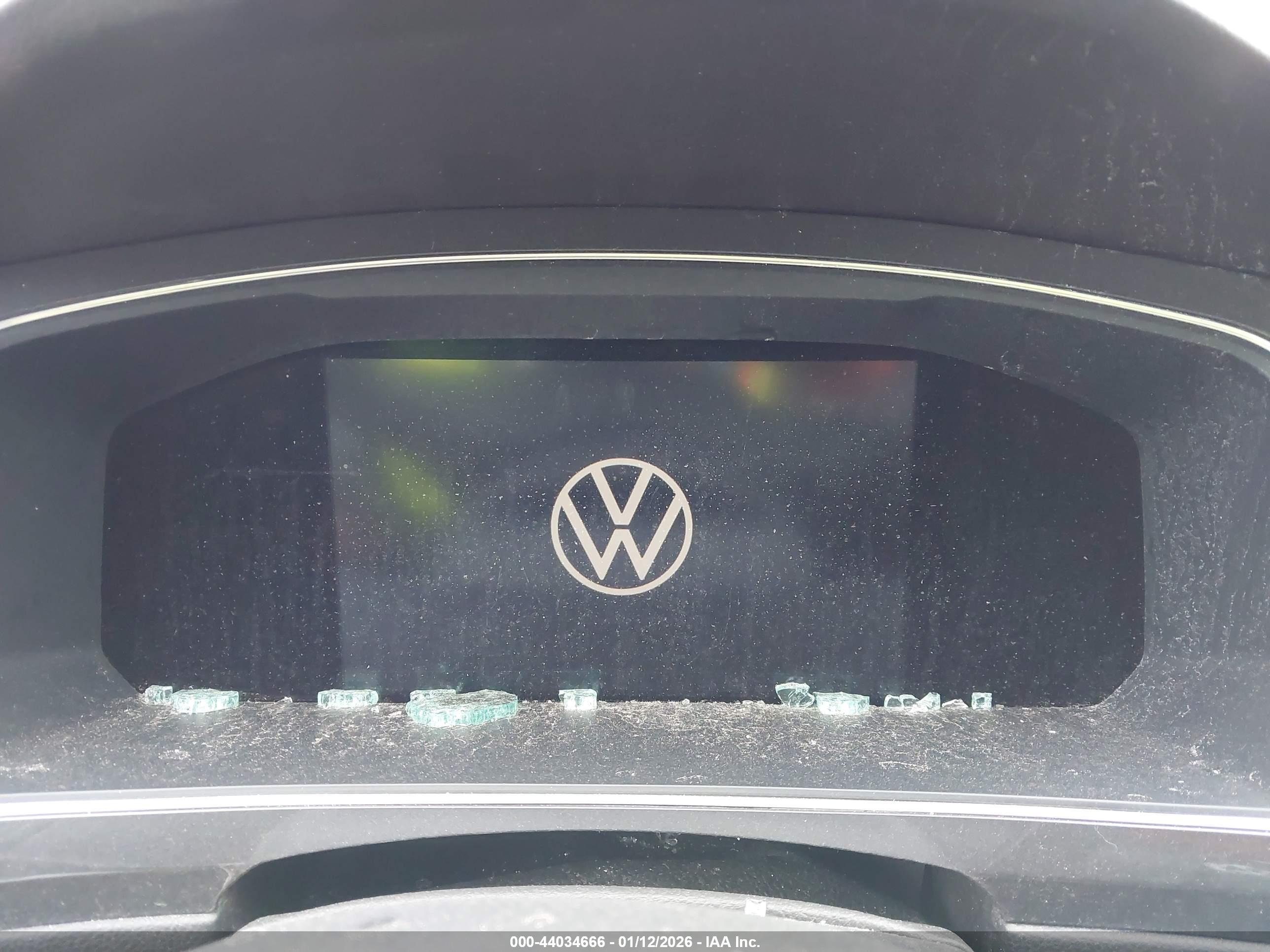 VOLKSWAGEN TIGUAN image 7