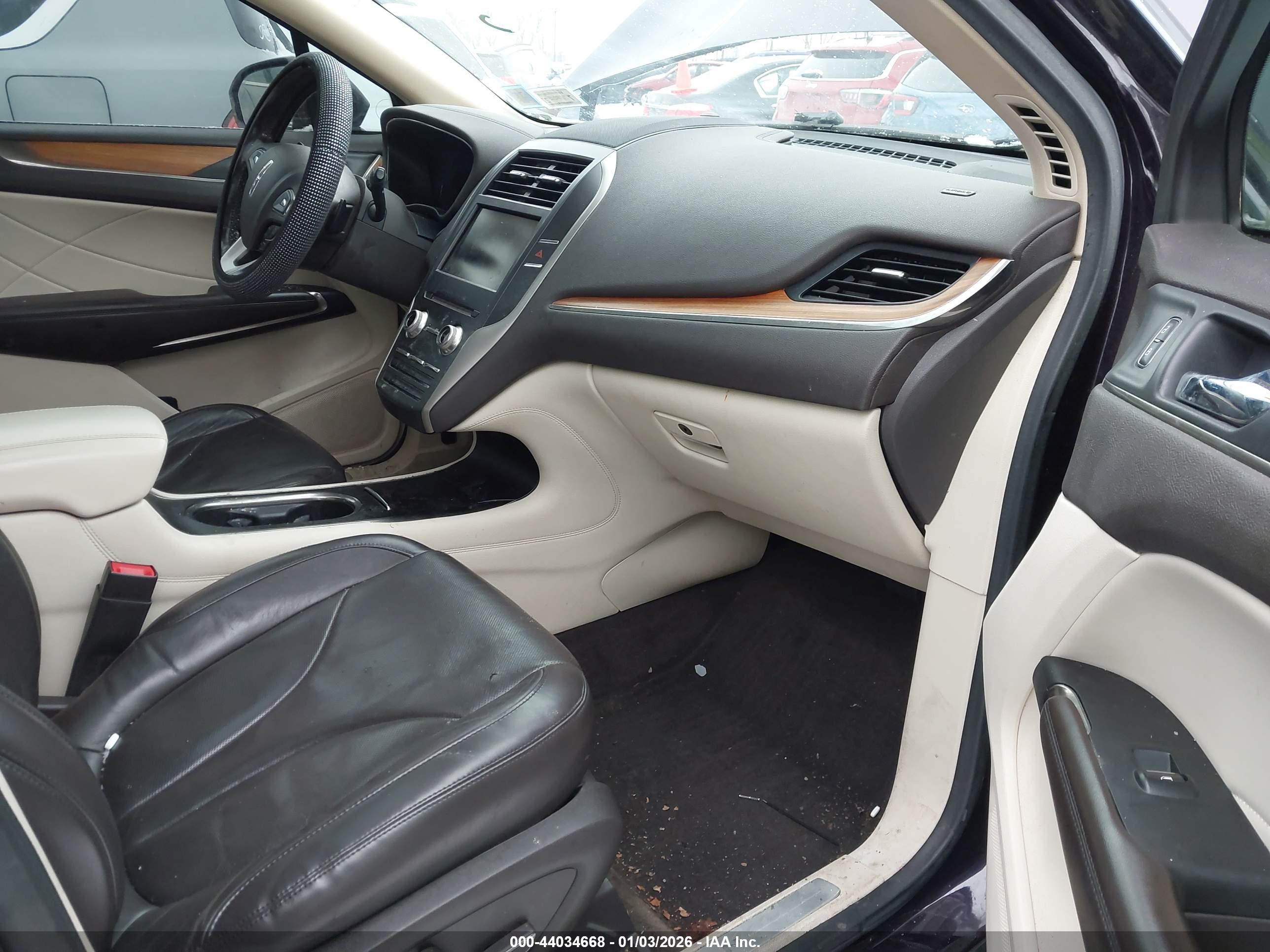 LINCOLN MKC image 5