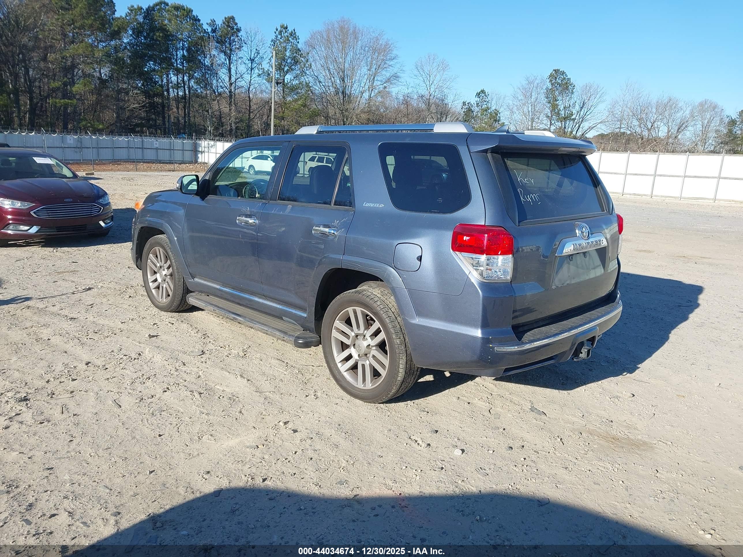 TOYOTA 4RUNNER image 3