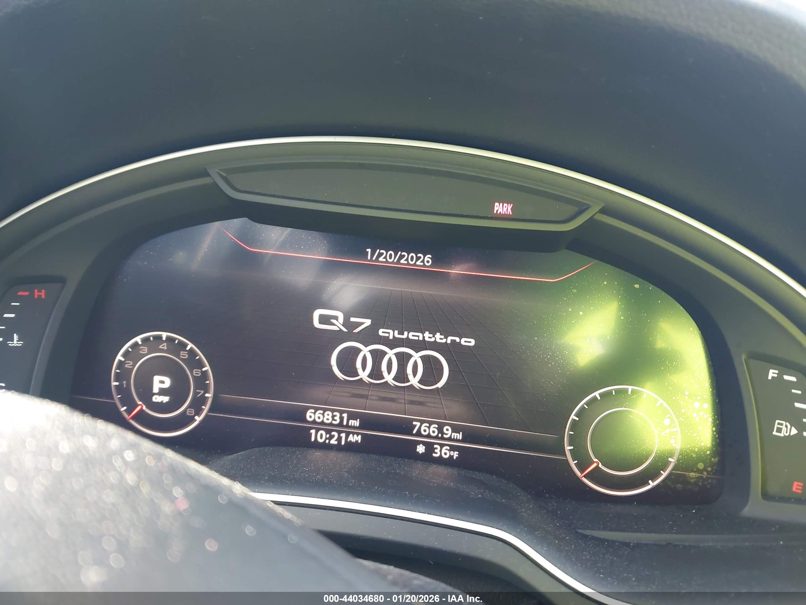 AUDI Q7 image 7