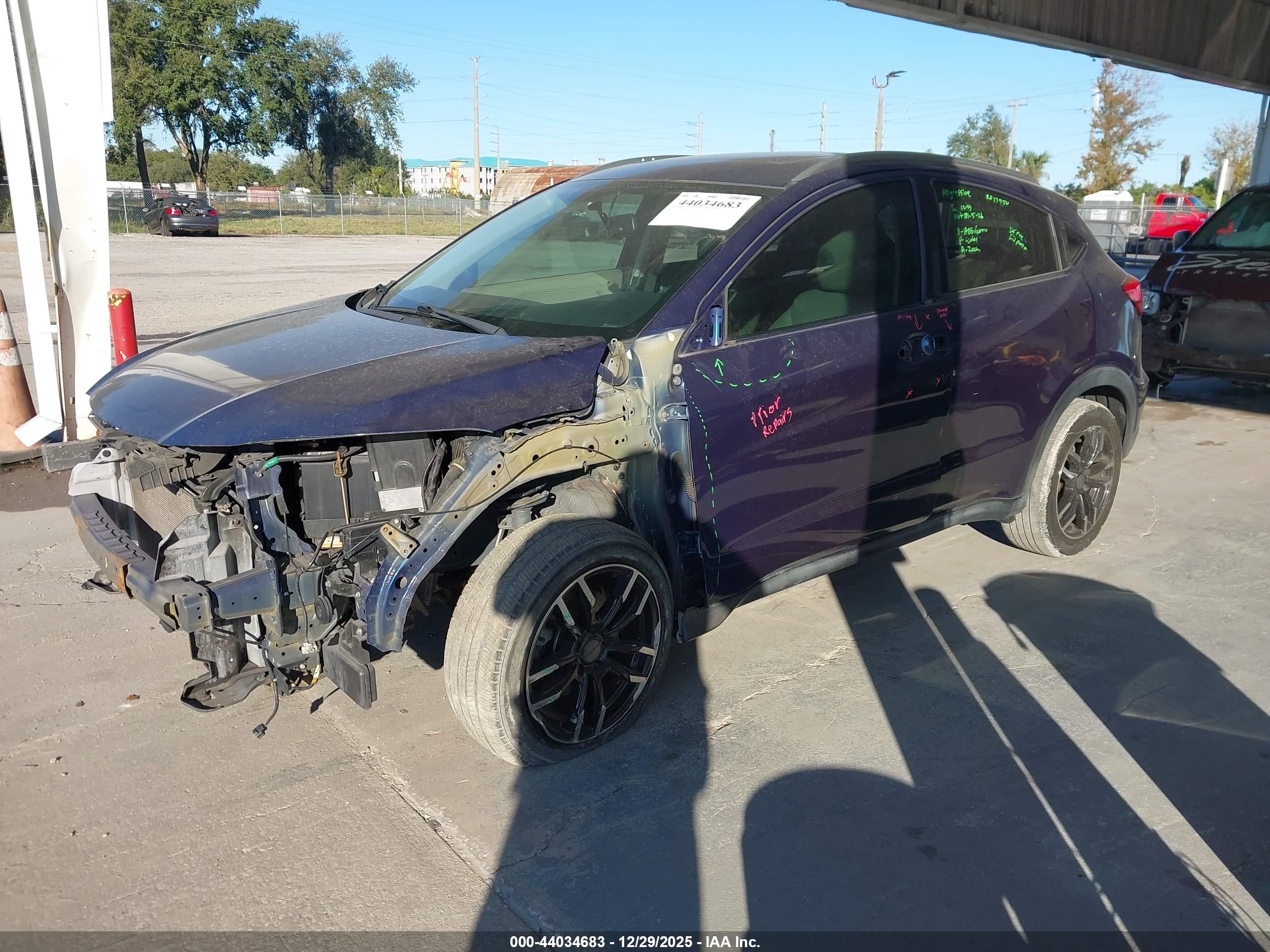 HONDA HR-V image 2