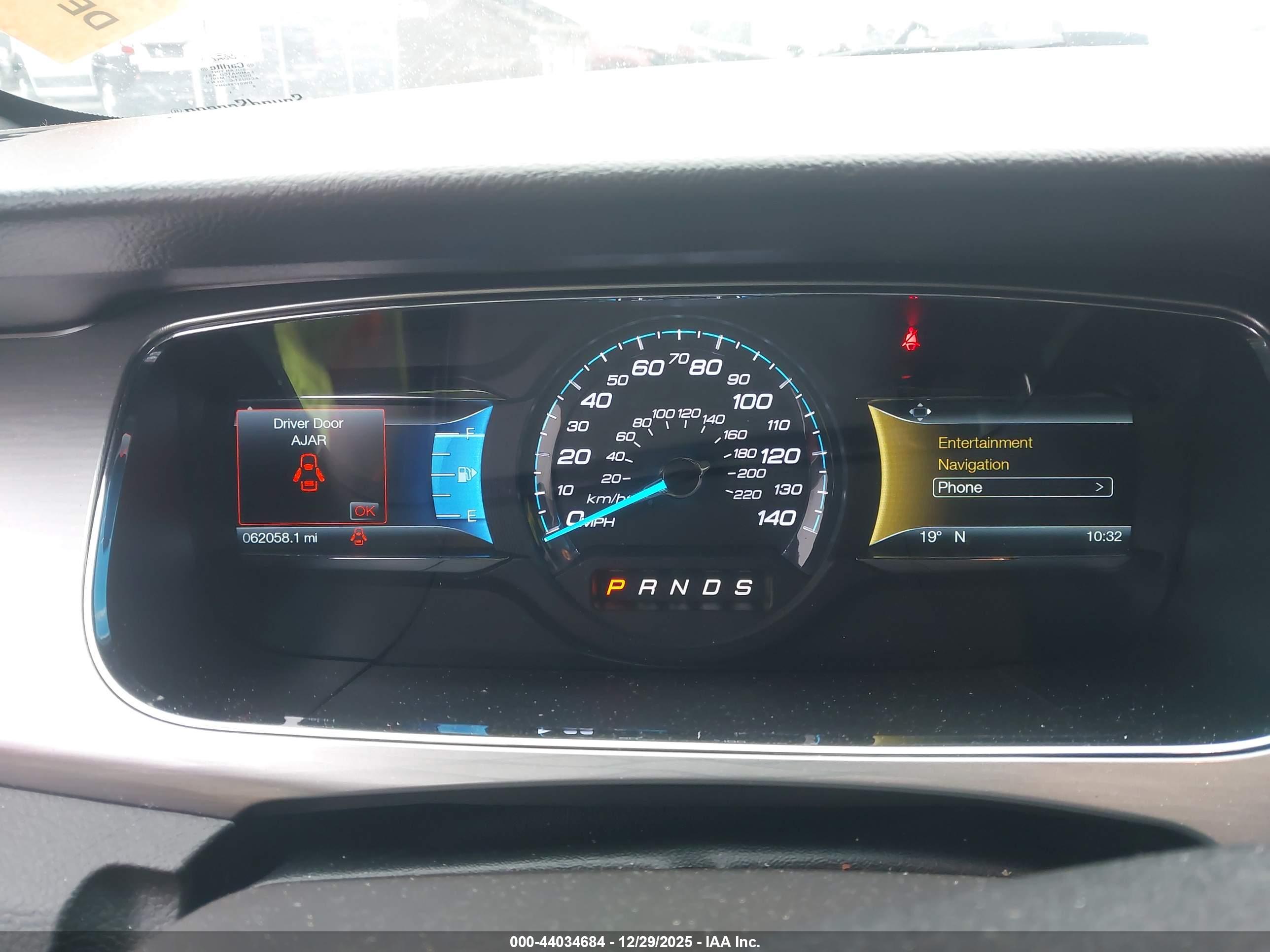 FORD TAURUS image 7