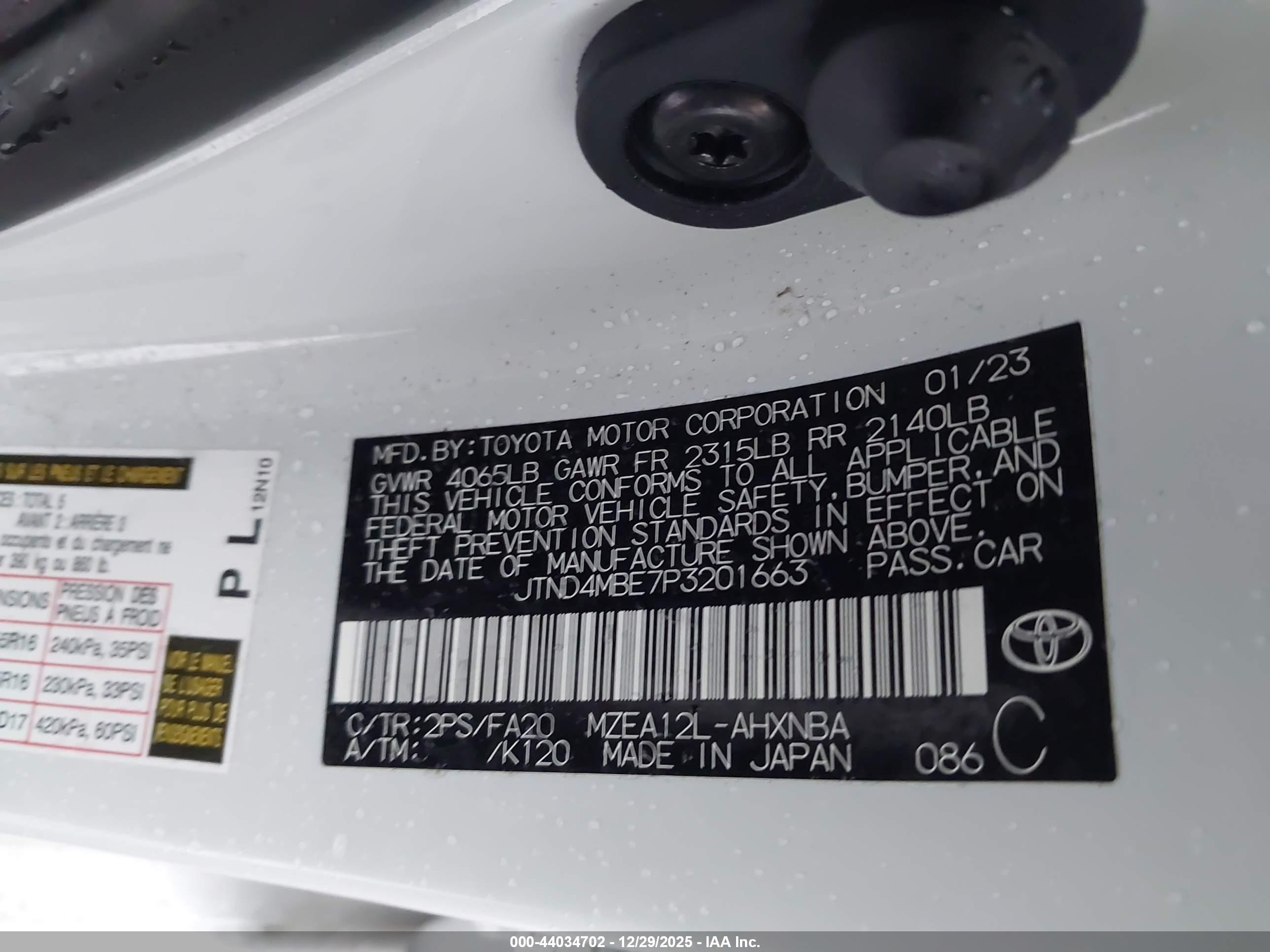 TOYOTA COROLLA image 9