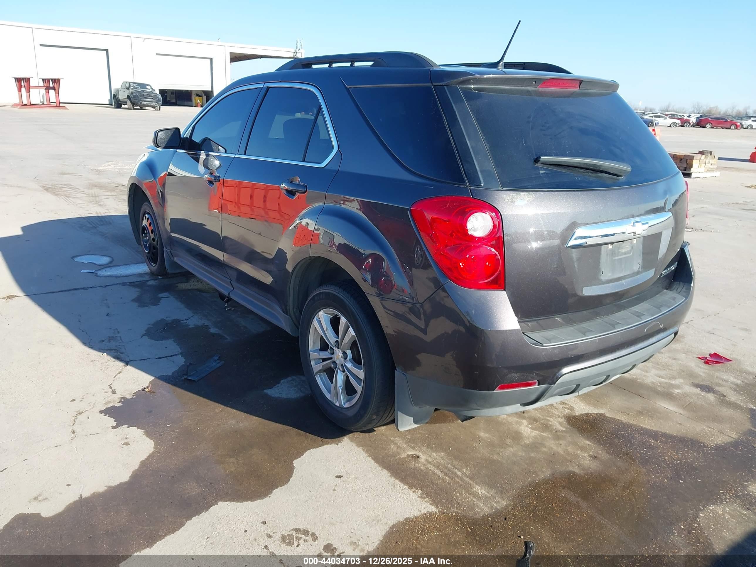 CHEVROLET EQUINOX image 3
