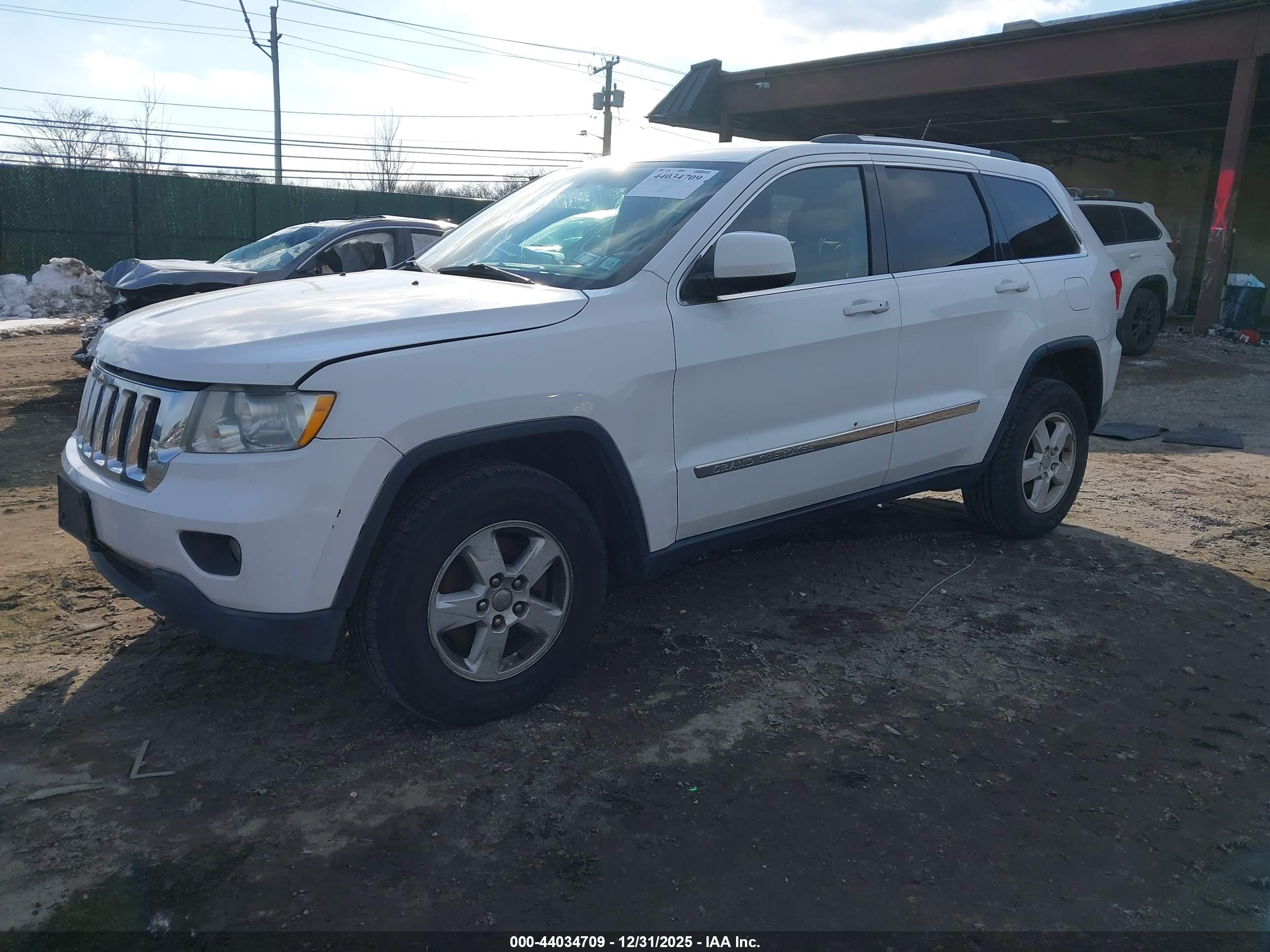 JEEP GRAND image 2