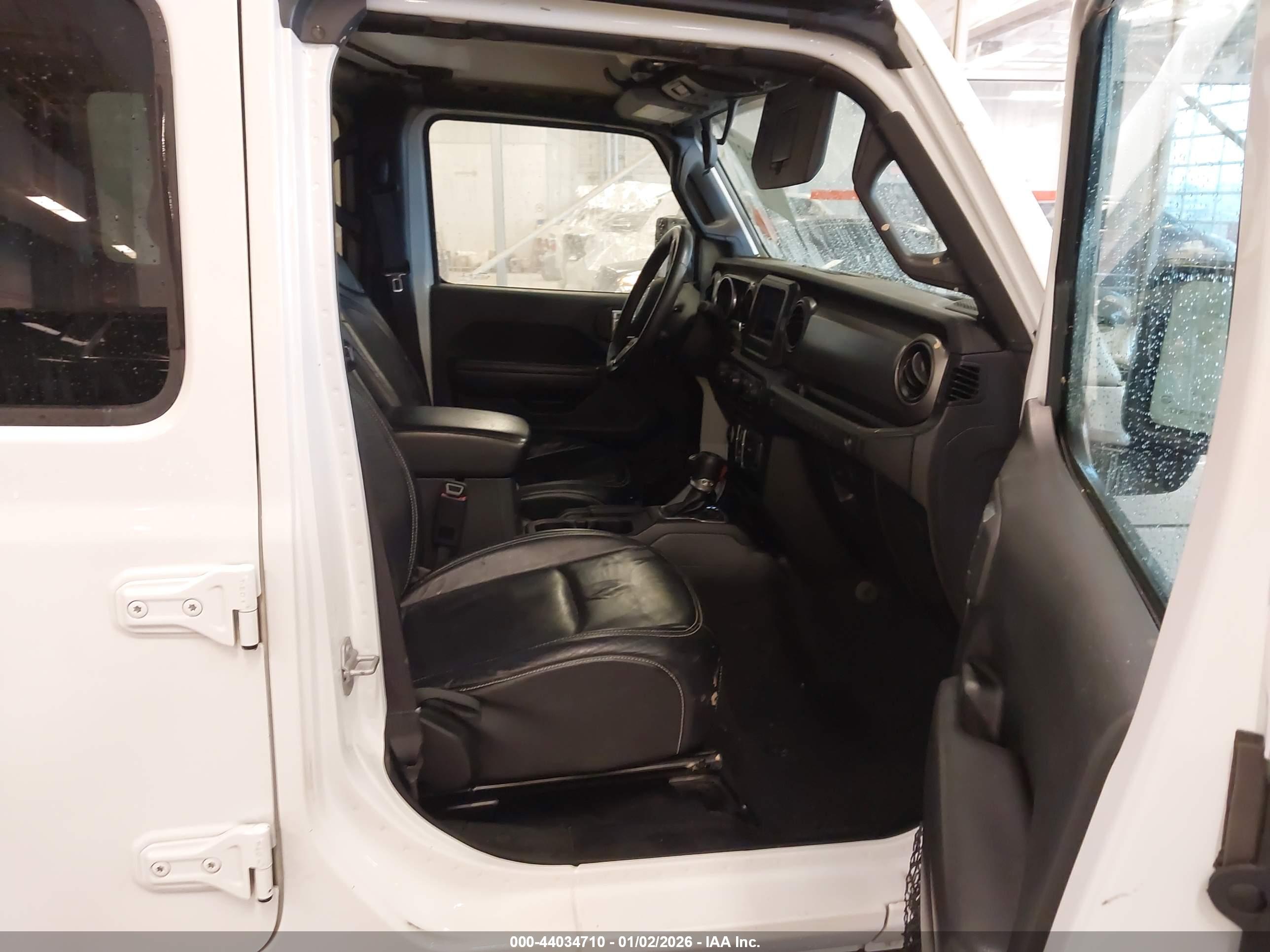 JEEP WRANGLER image 5