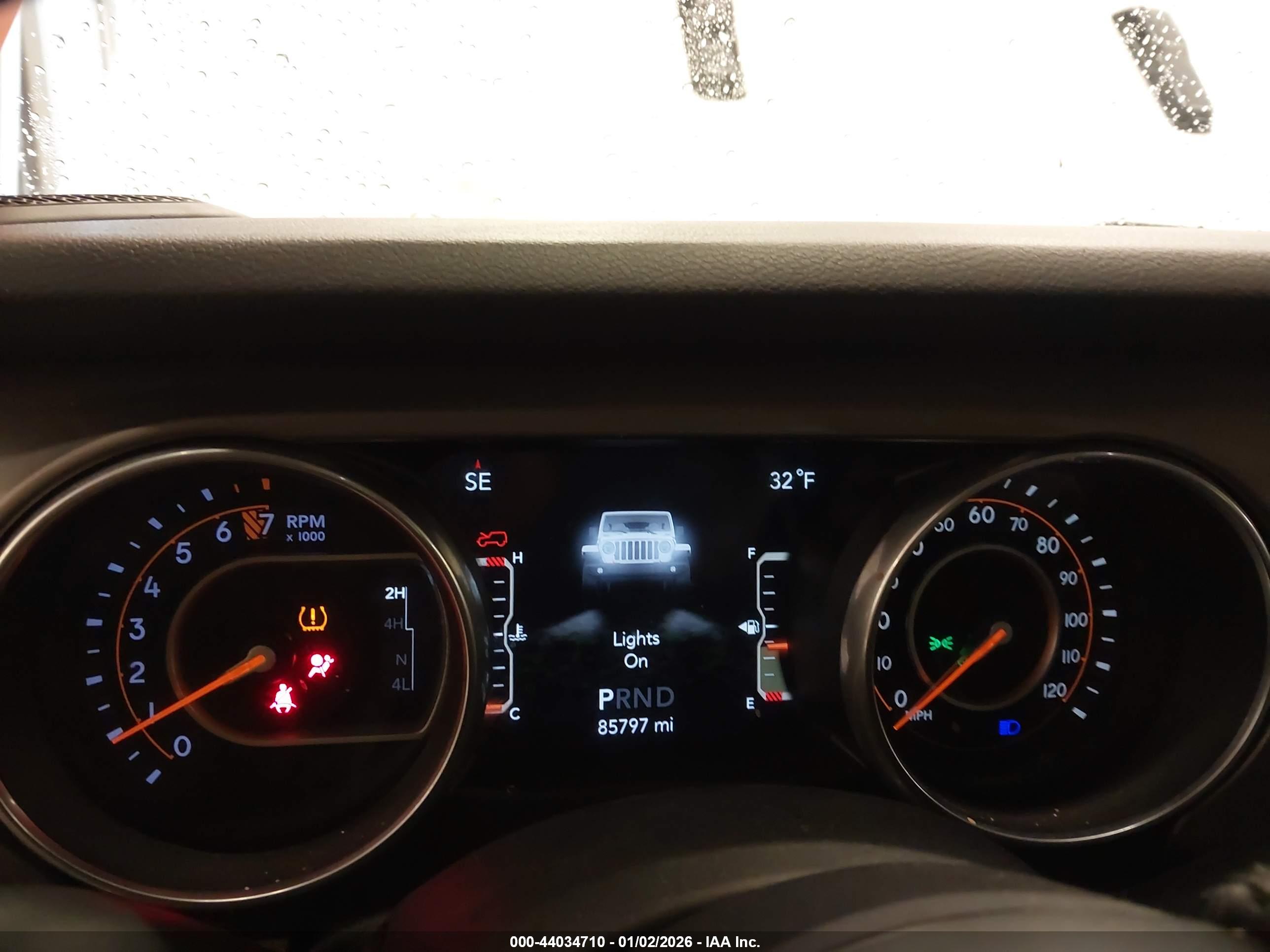 JEEP WRANGLER image 7