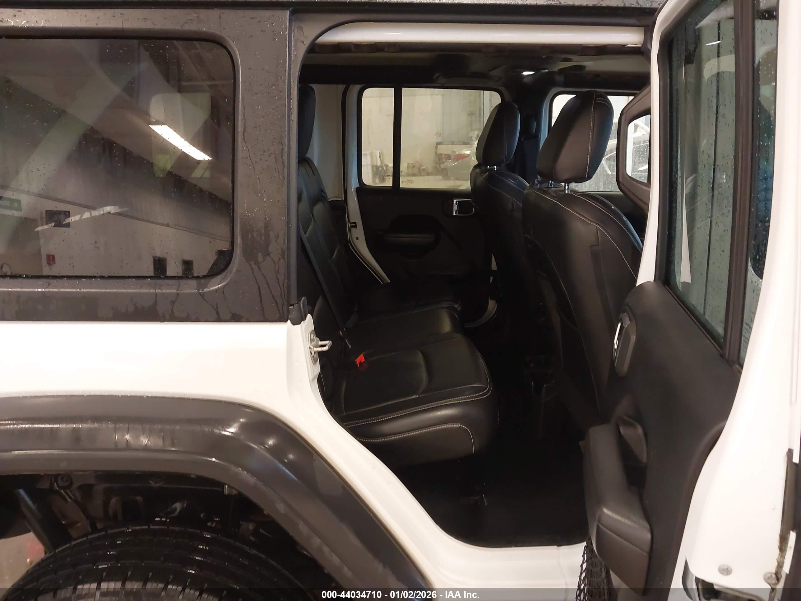 JEEP WRANGLER image 8