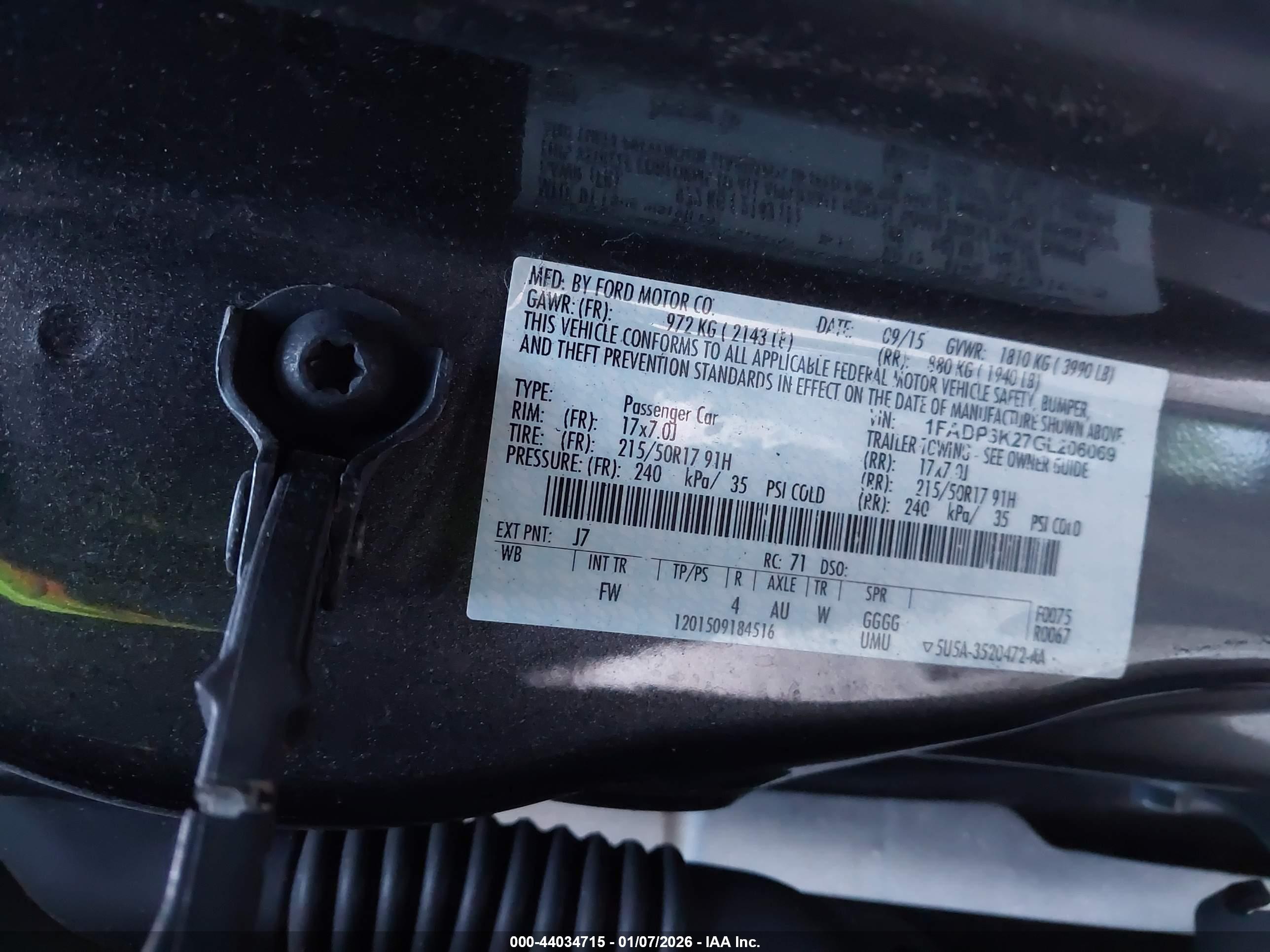 FORD FOCUS image 9