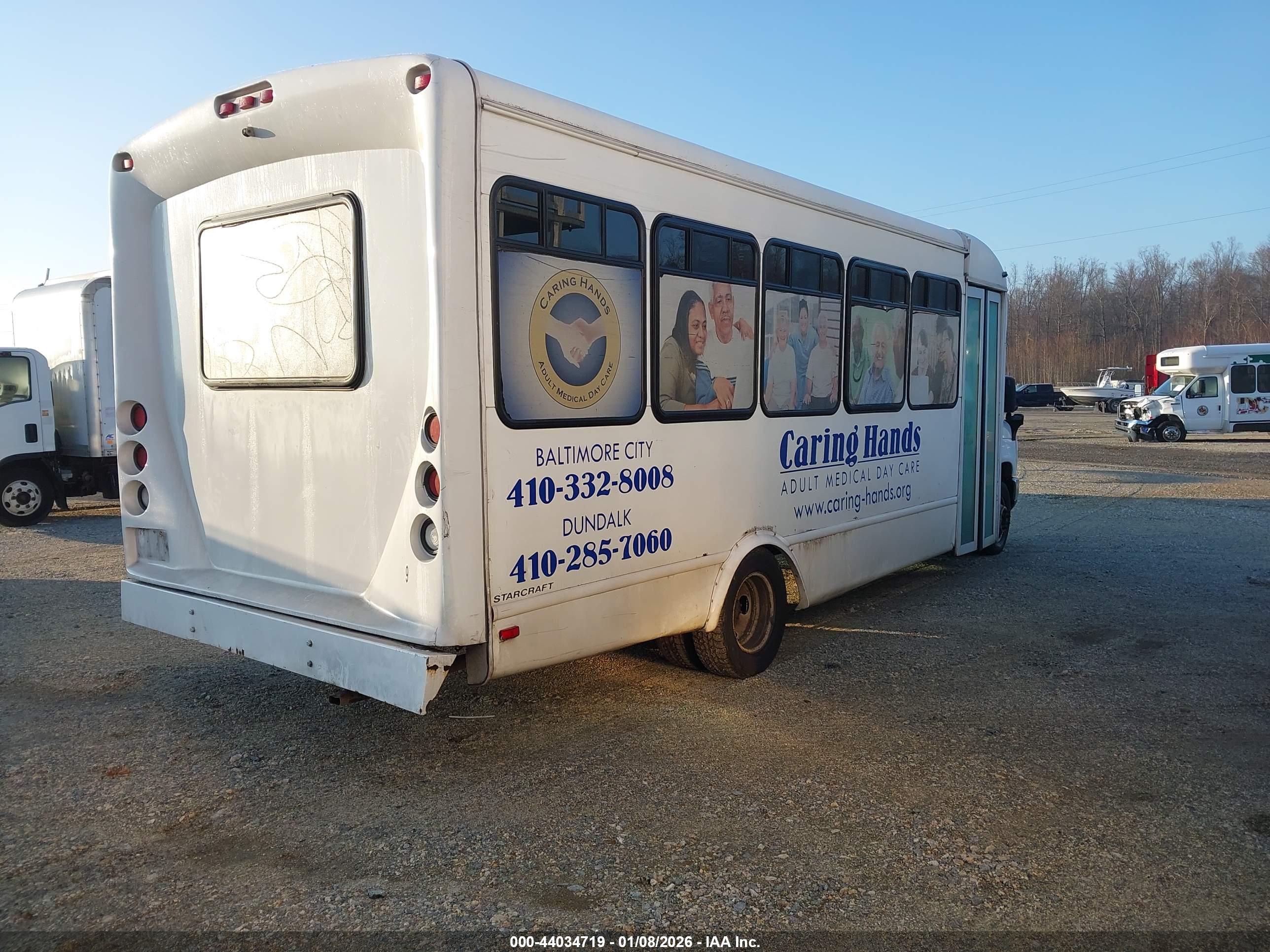 FORD E-450 image 4