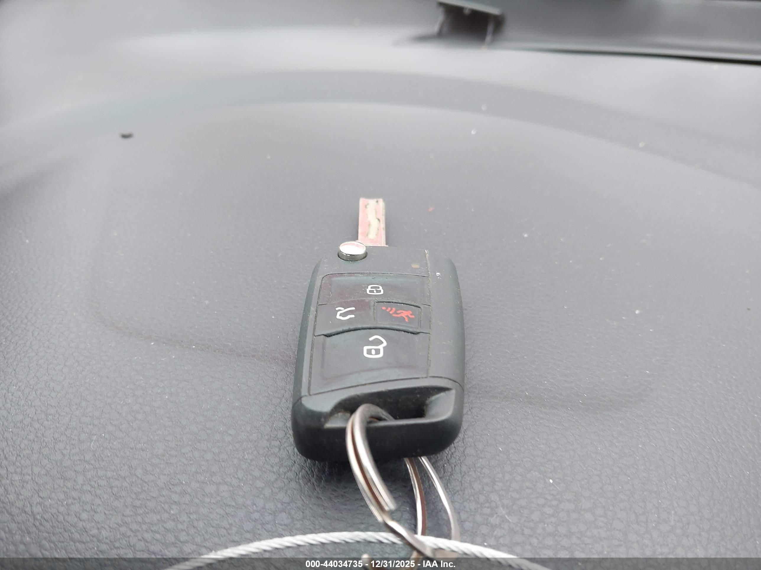VOLKSWAGEN GOLF image 11