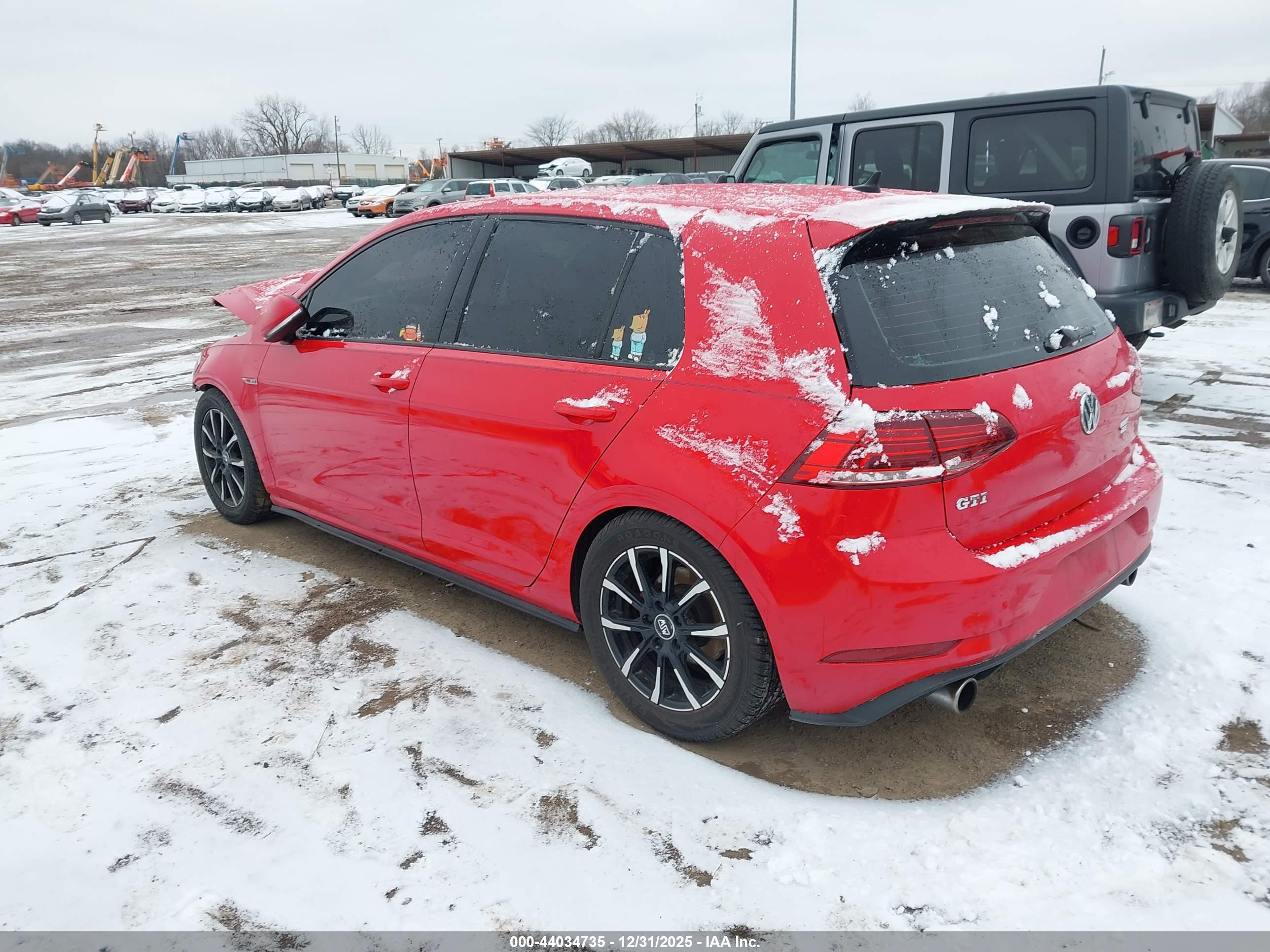 VOLKSWAGEN GOLF image 3