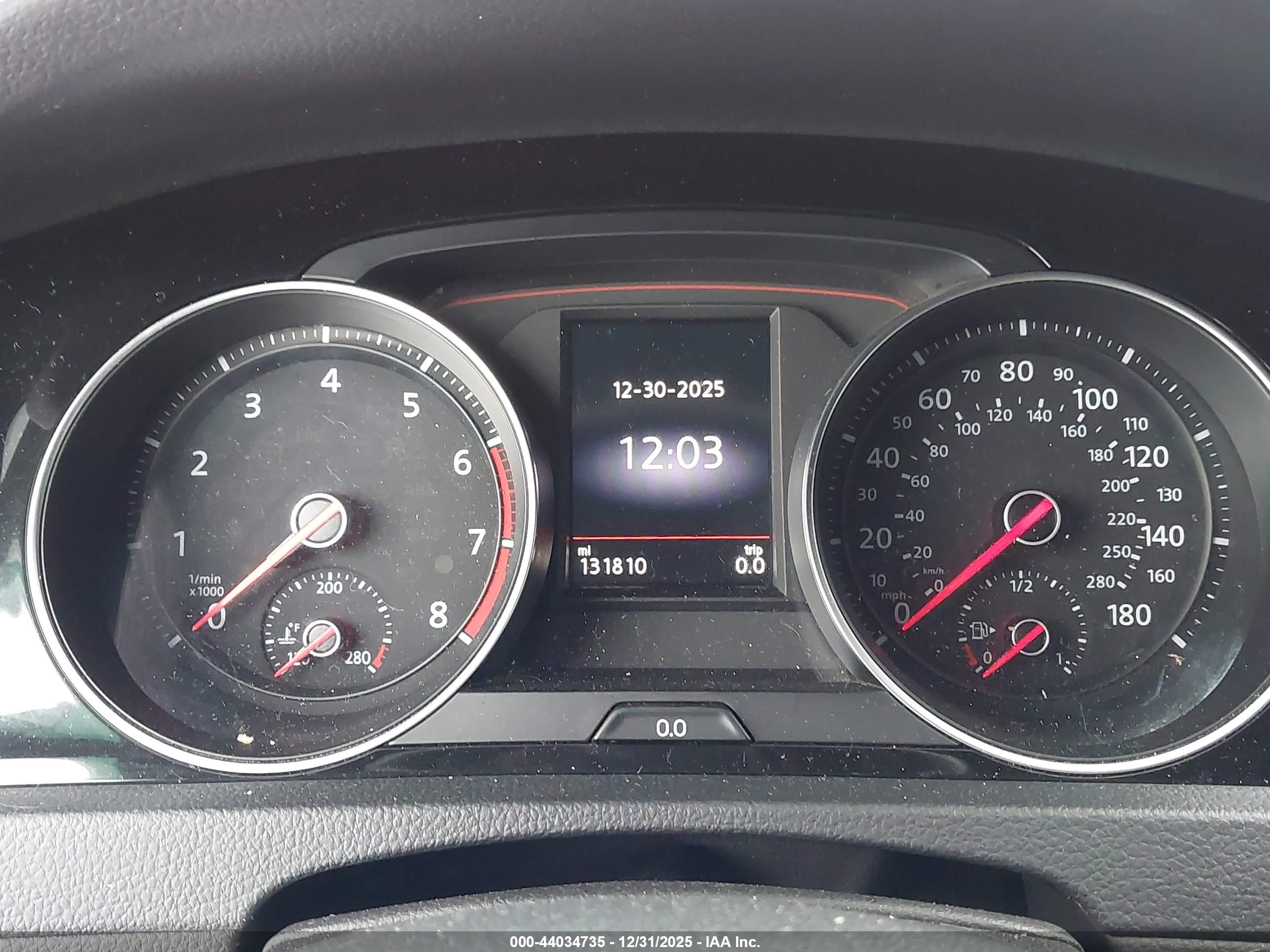 VOLKSWAGEN GOLF image 7