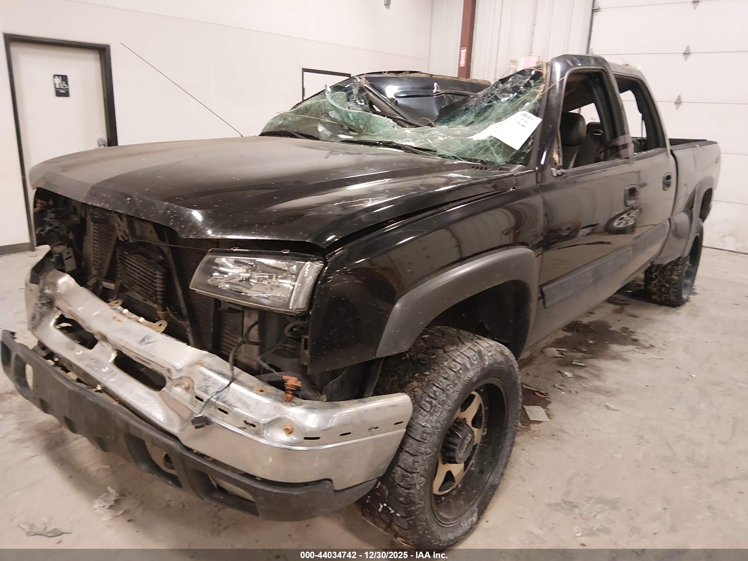 CHEVROLET SILVERADO image 2