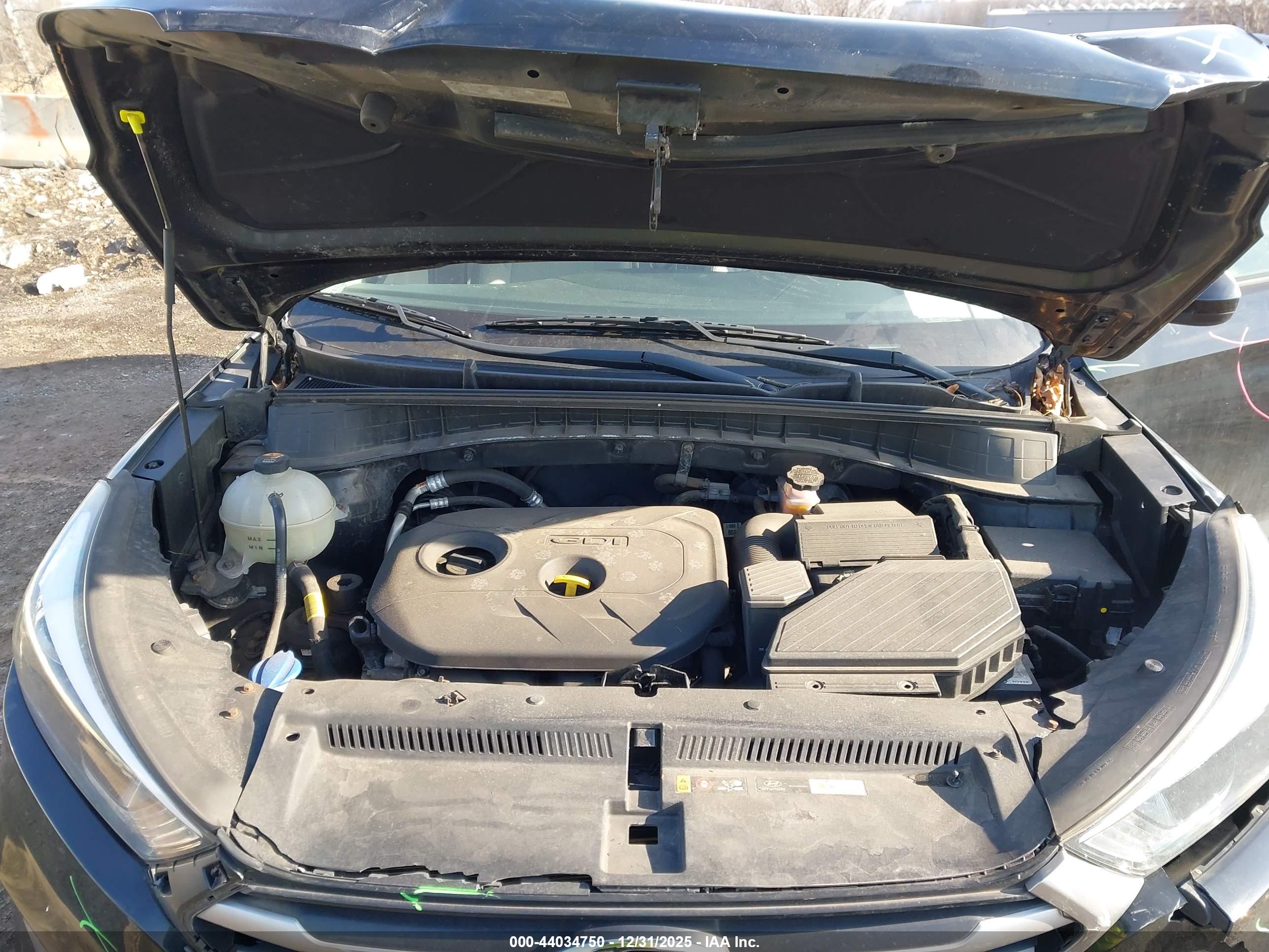 HYUNDAI TUCSON image 10