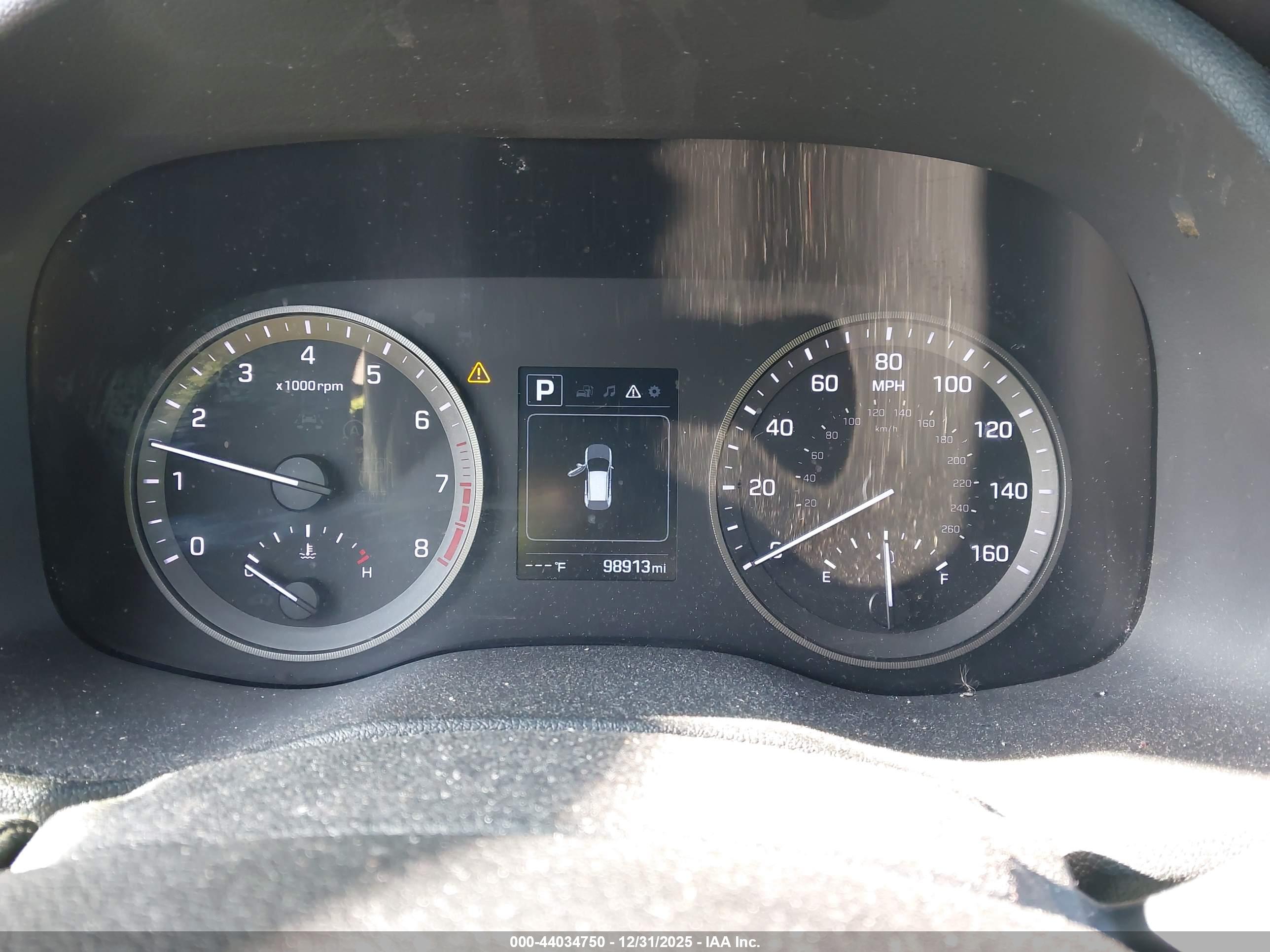 HYUNDAI TUCSON image 7