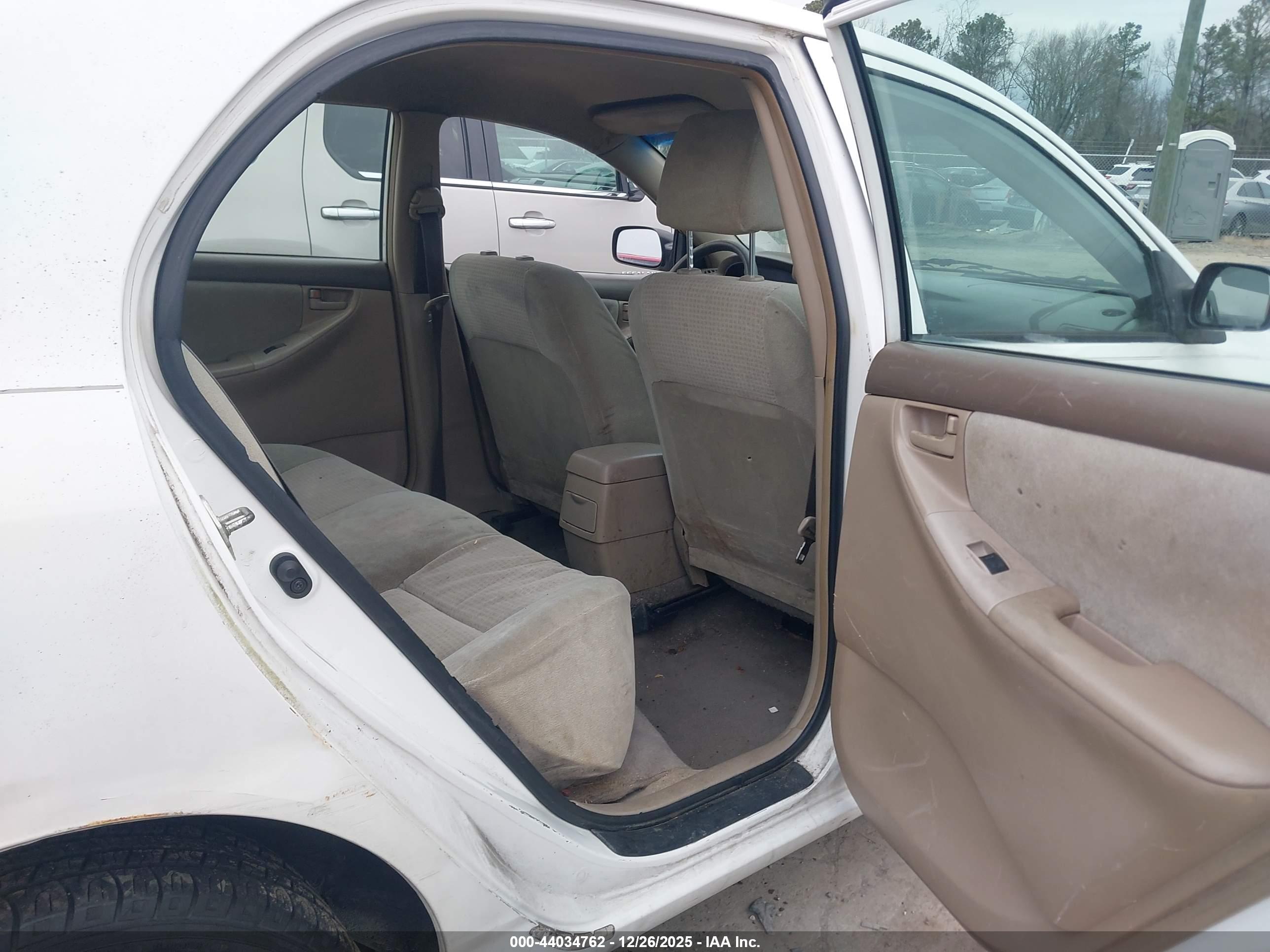 TOYOTA COROLLA image 8