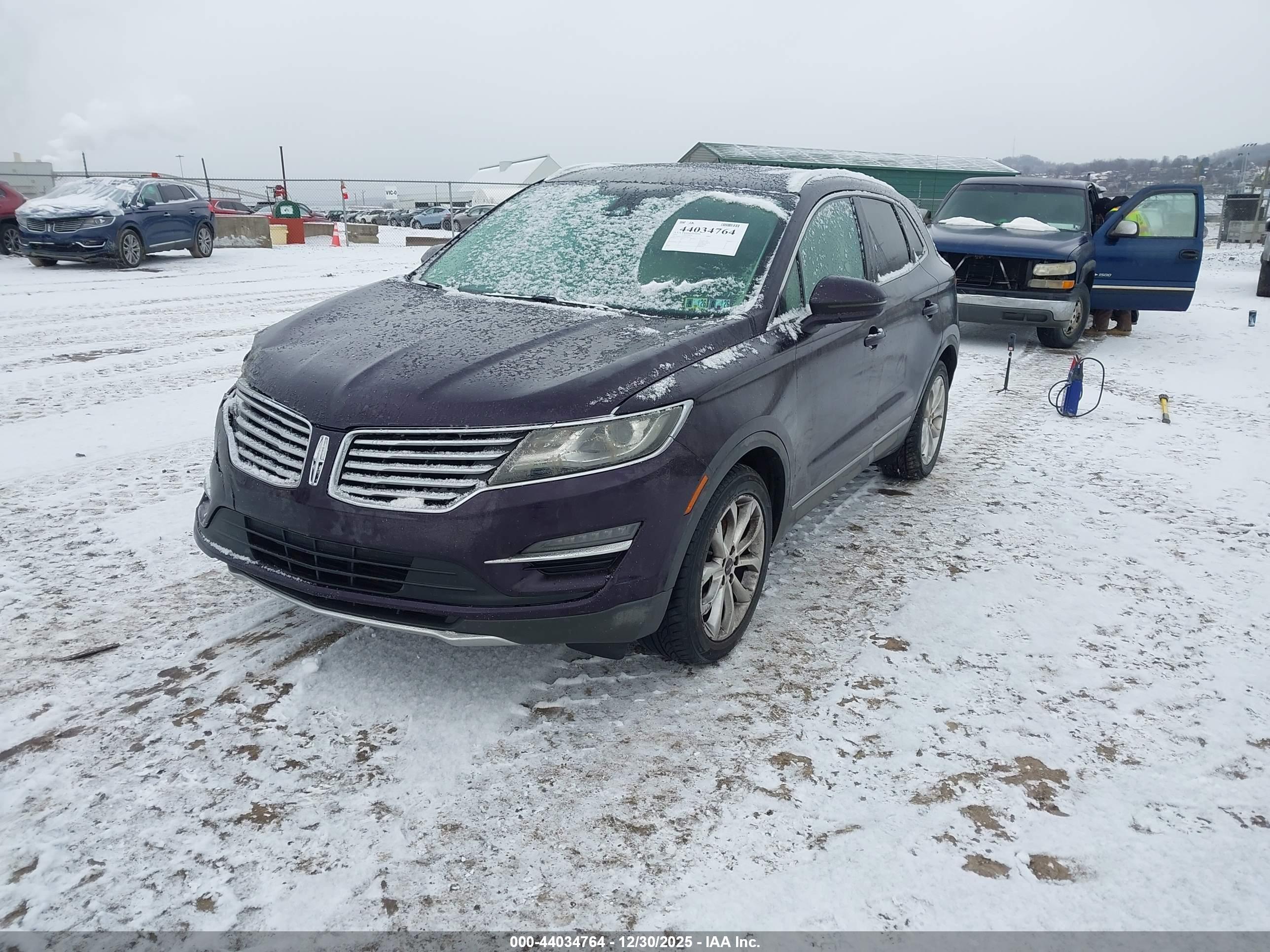 LINCOLN MKC image 2