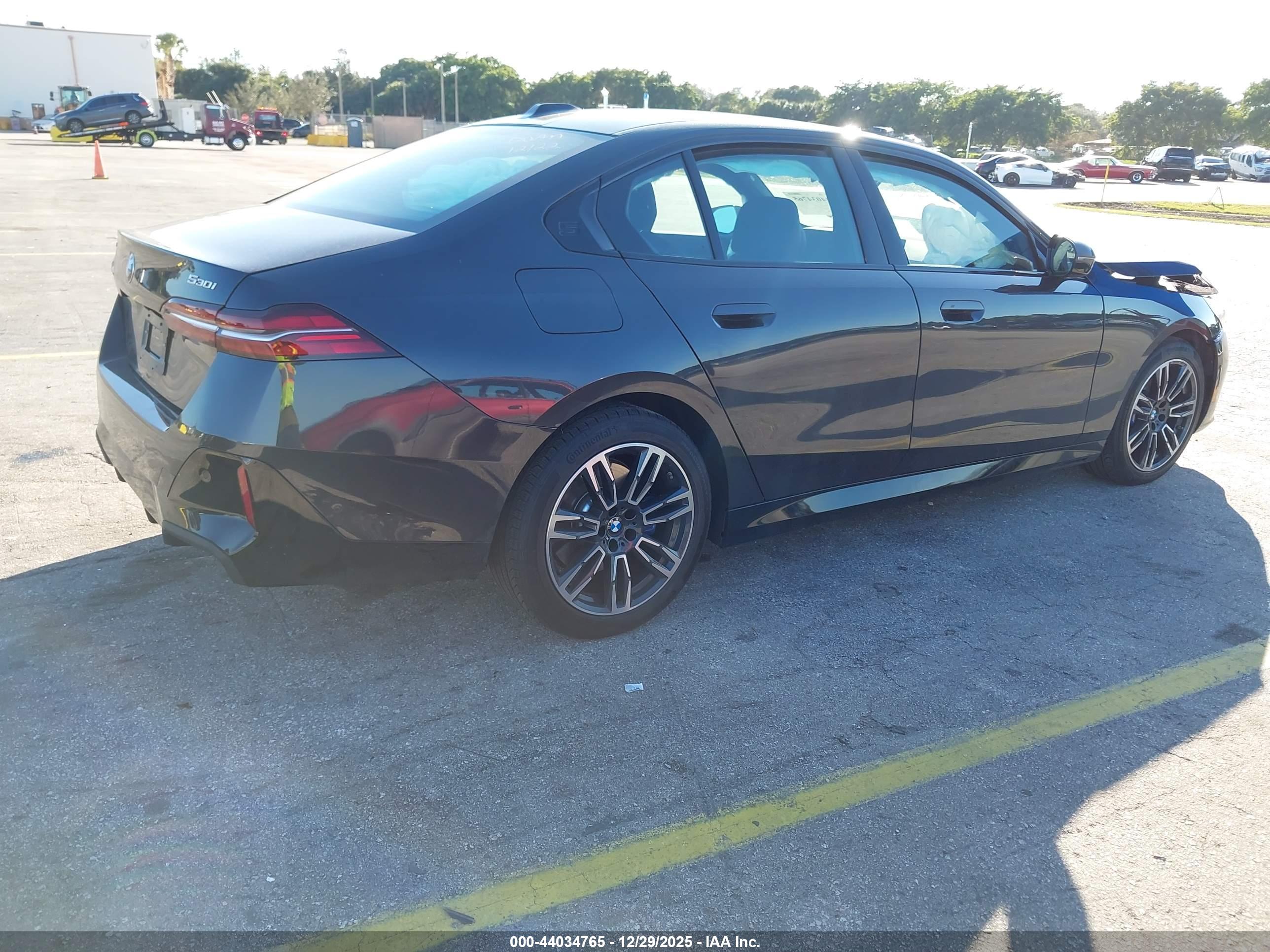 BMW 530I image 4